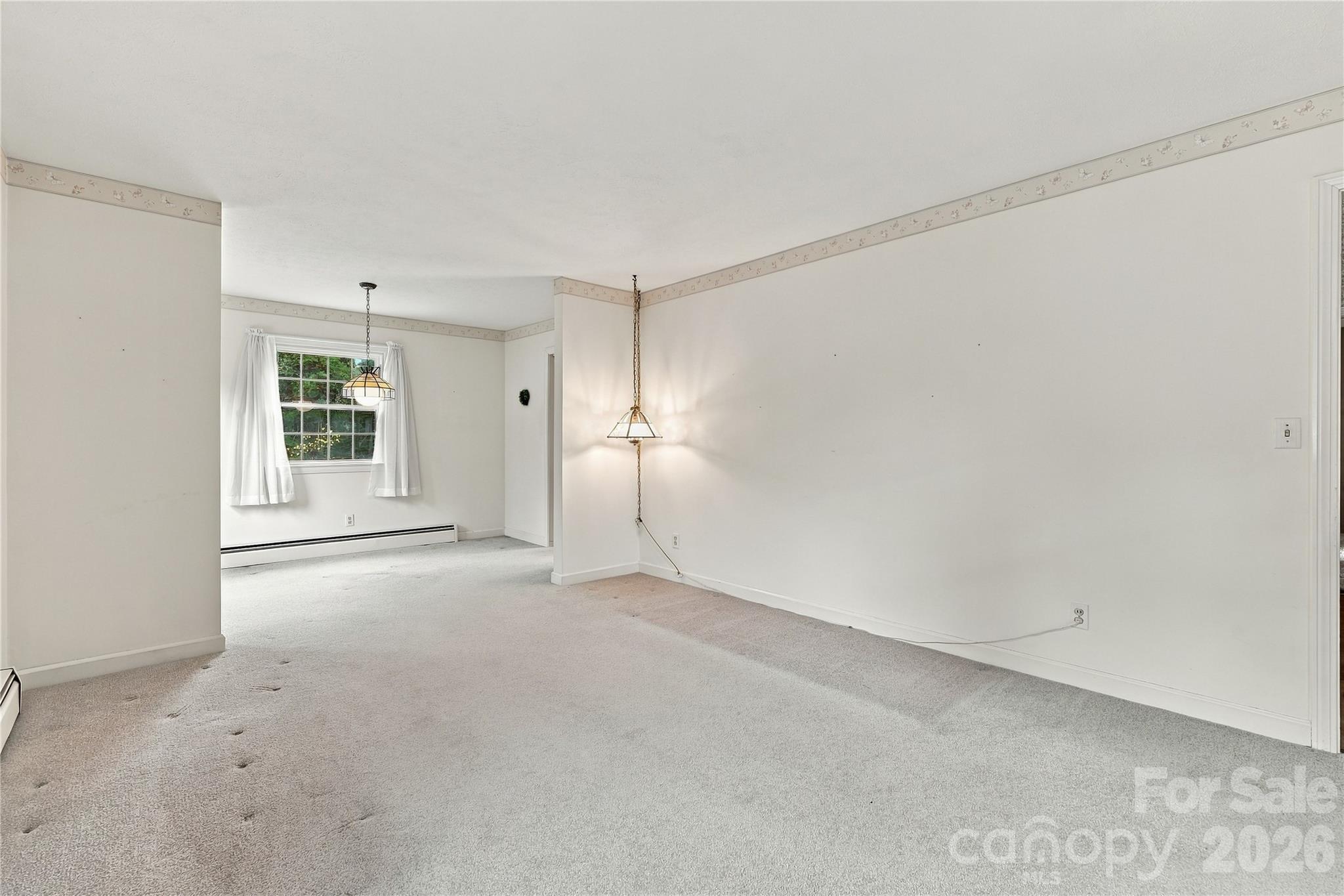 Living - 1641 Camelot Drive, Hendersonville