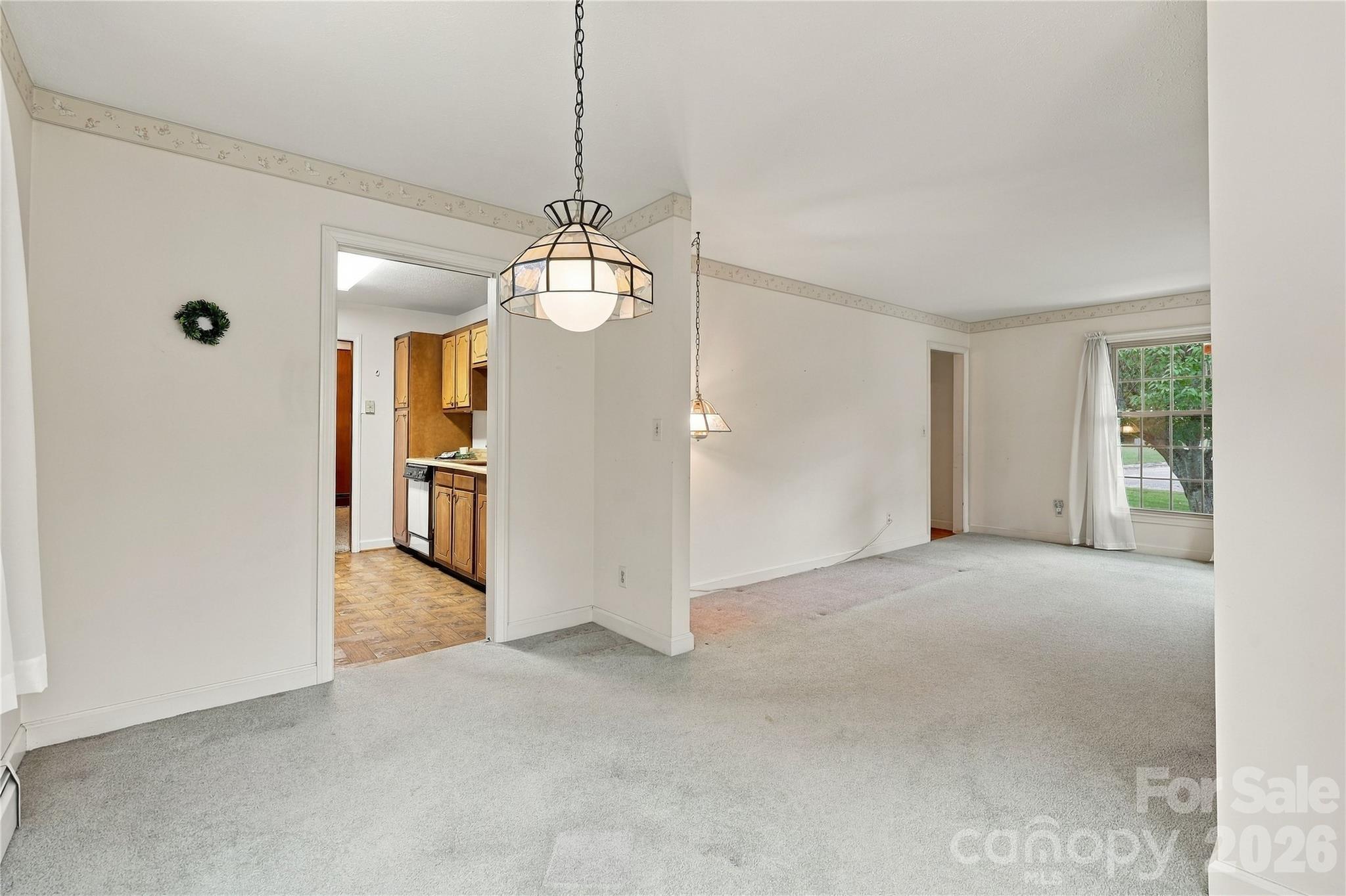 Single Family Residence at 1641 Camelot Drive, Hendersonville, photo 15 of 35