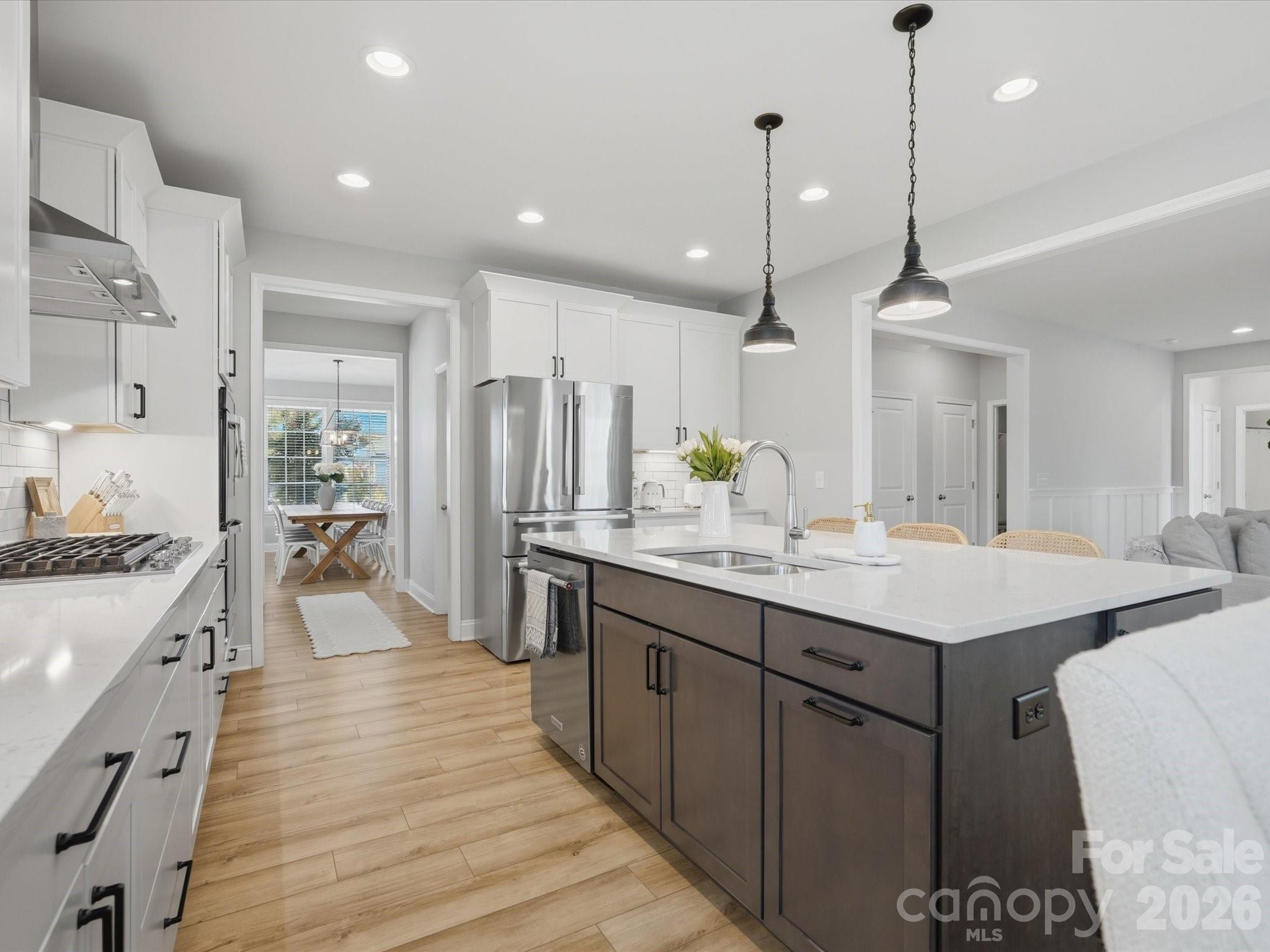 Single Family Residence at 1001 Vettura Court, Waxhaw, photo 10 of 48