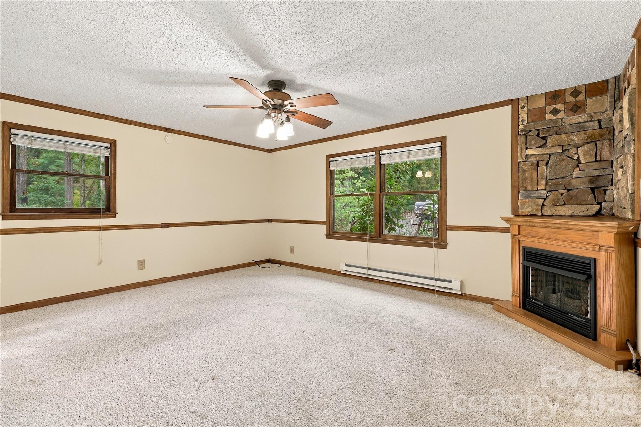 Single Family Residence at 75 Crosswick Lane, Hendersonville, photo 24 of 39