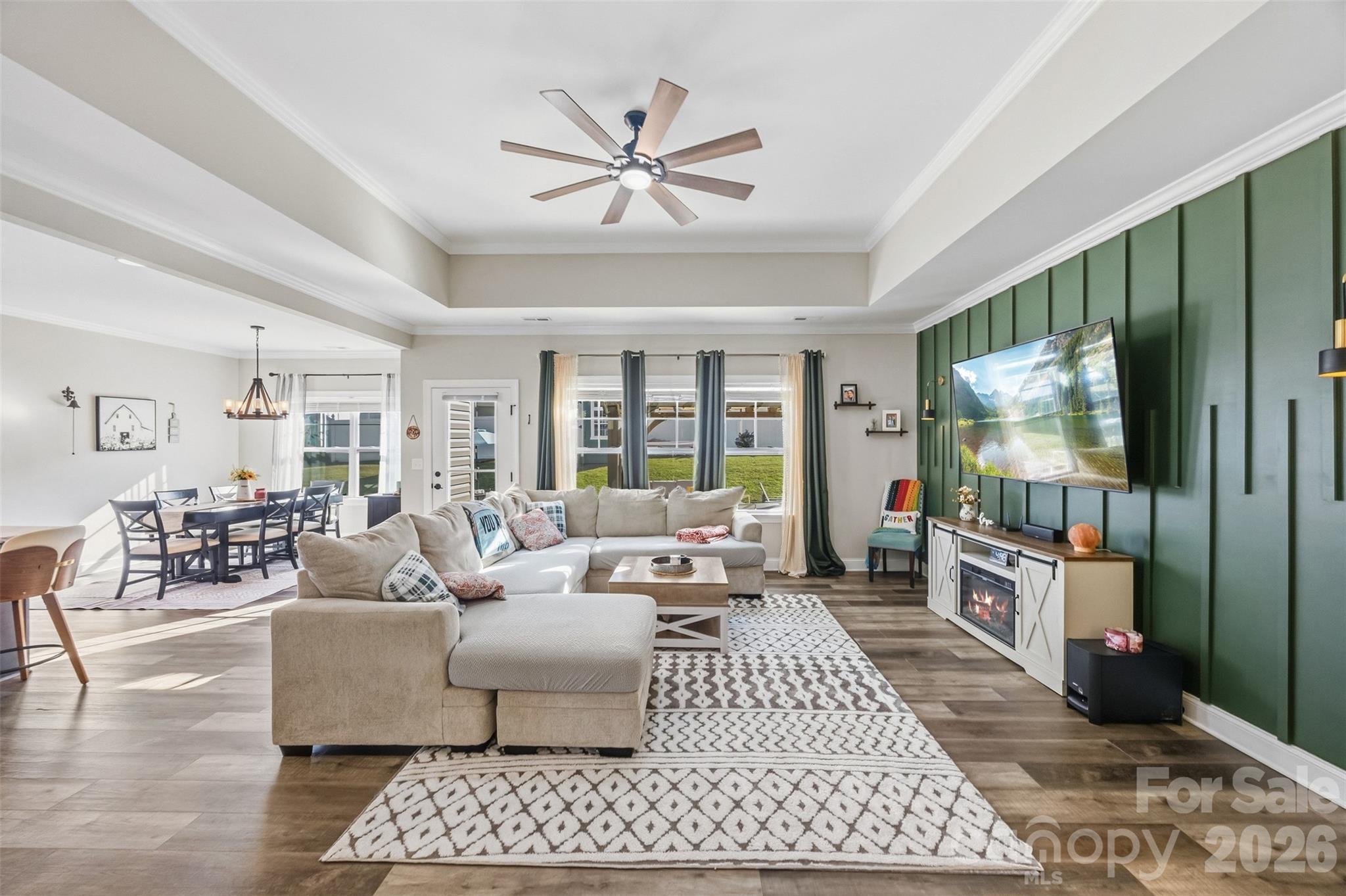 203 Garden View Lane