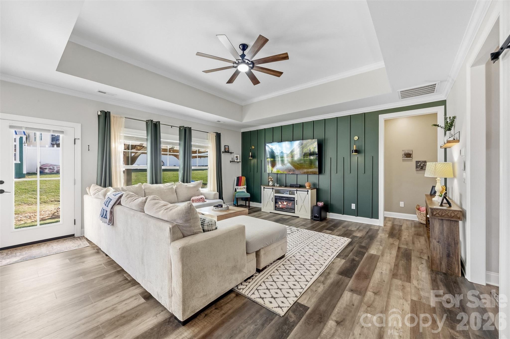 Single Family Residence at 203 Garden View Lane, Shelby, photo 6 of 44