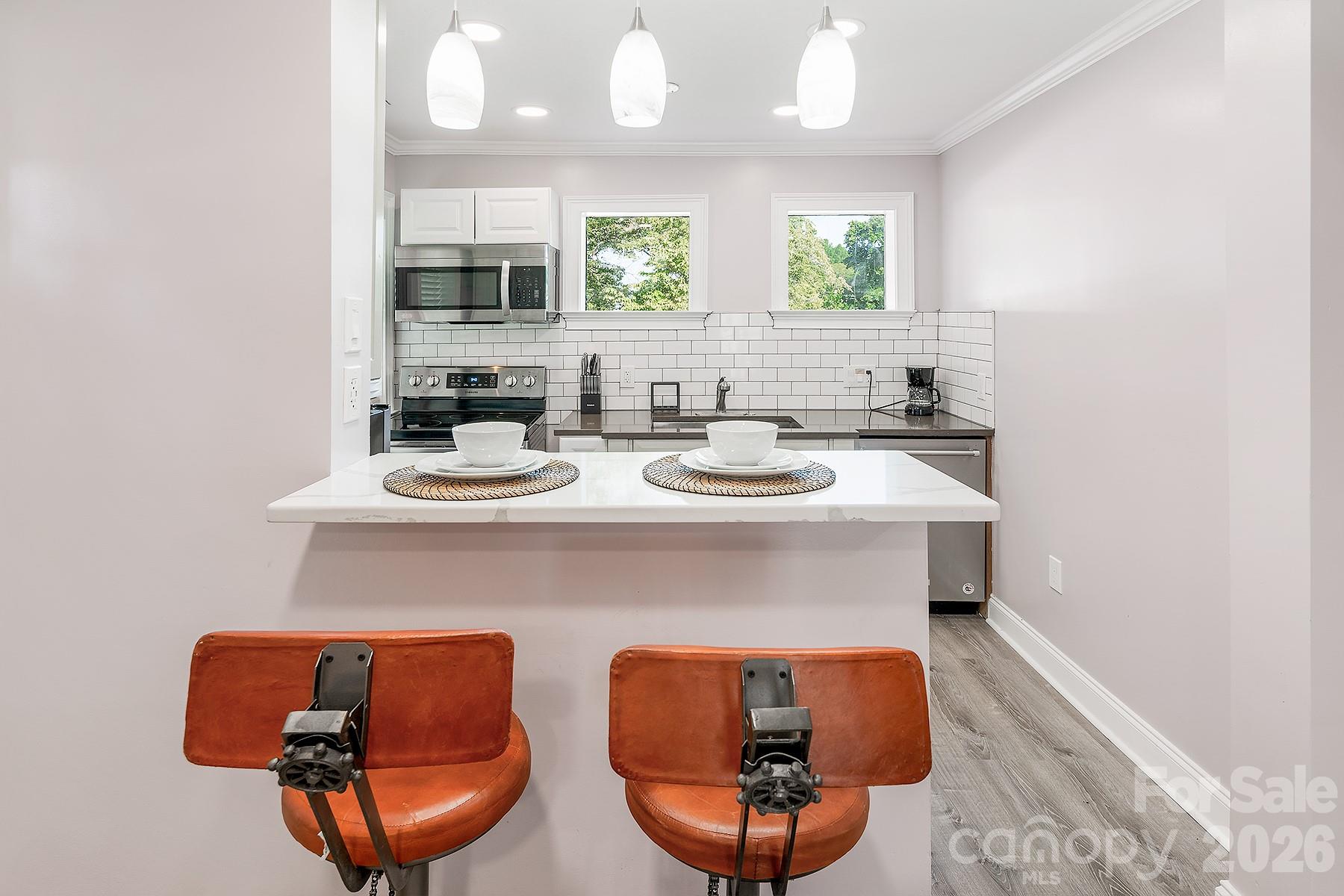Single Family Residence at 109 Julia Avenue, Belmont, photo 5 of 21