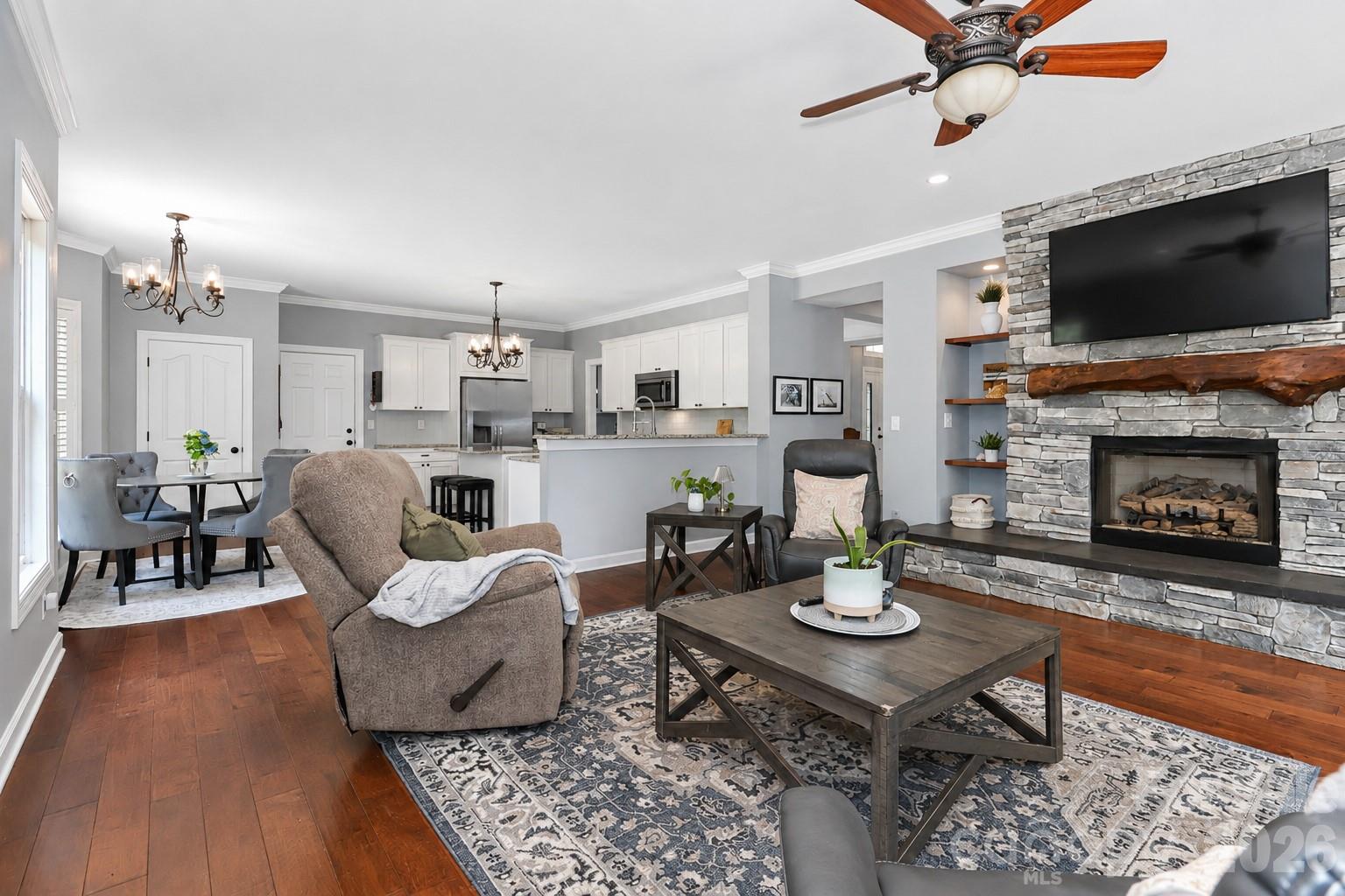 Single Family Residence at 109 Longboat Road, Mooresville, photo 13 of 48