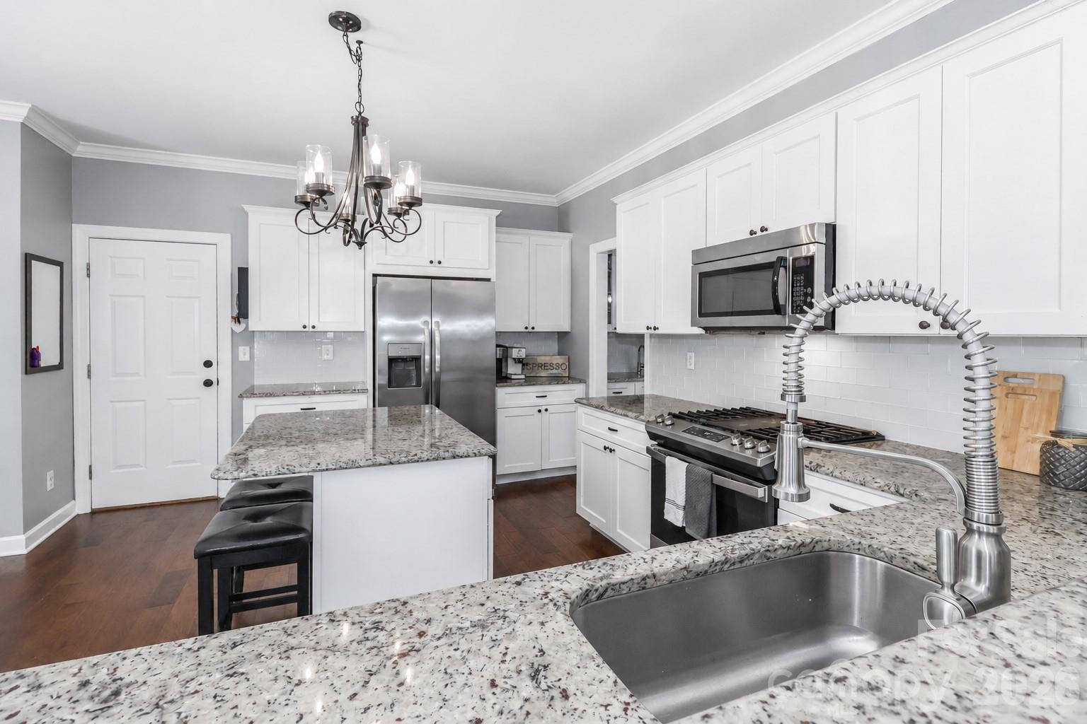 Single Family Residence at 109 Longboat Road, Mooresville, photo 18 of 48