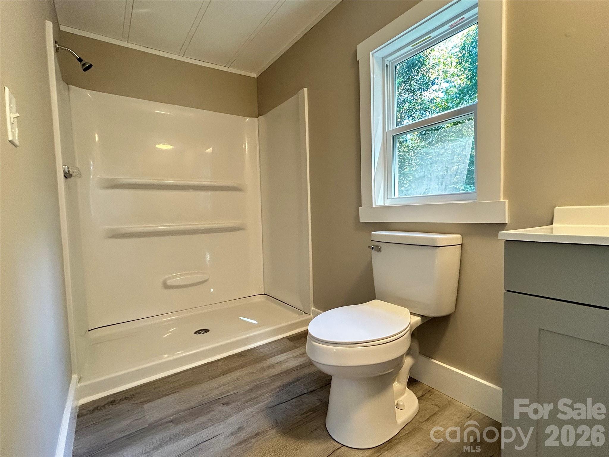 Primary Bath - 116 Washington Street, York
