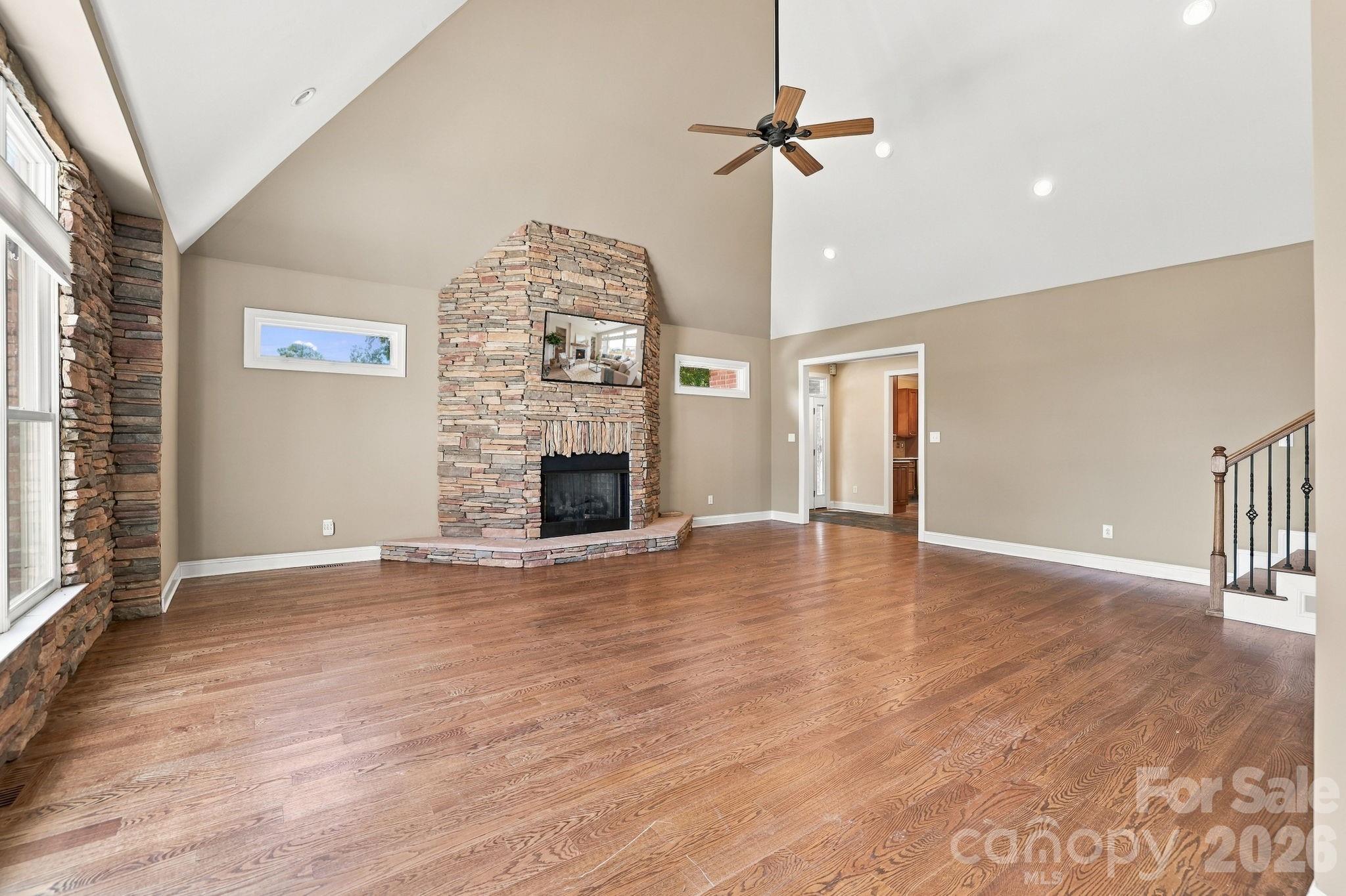 Single Family Residence at 1304 Glenview Lane, Rock Hill, photo 31 of 48