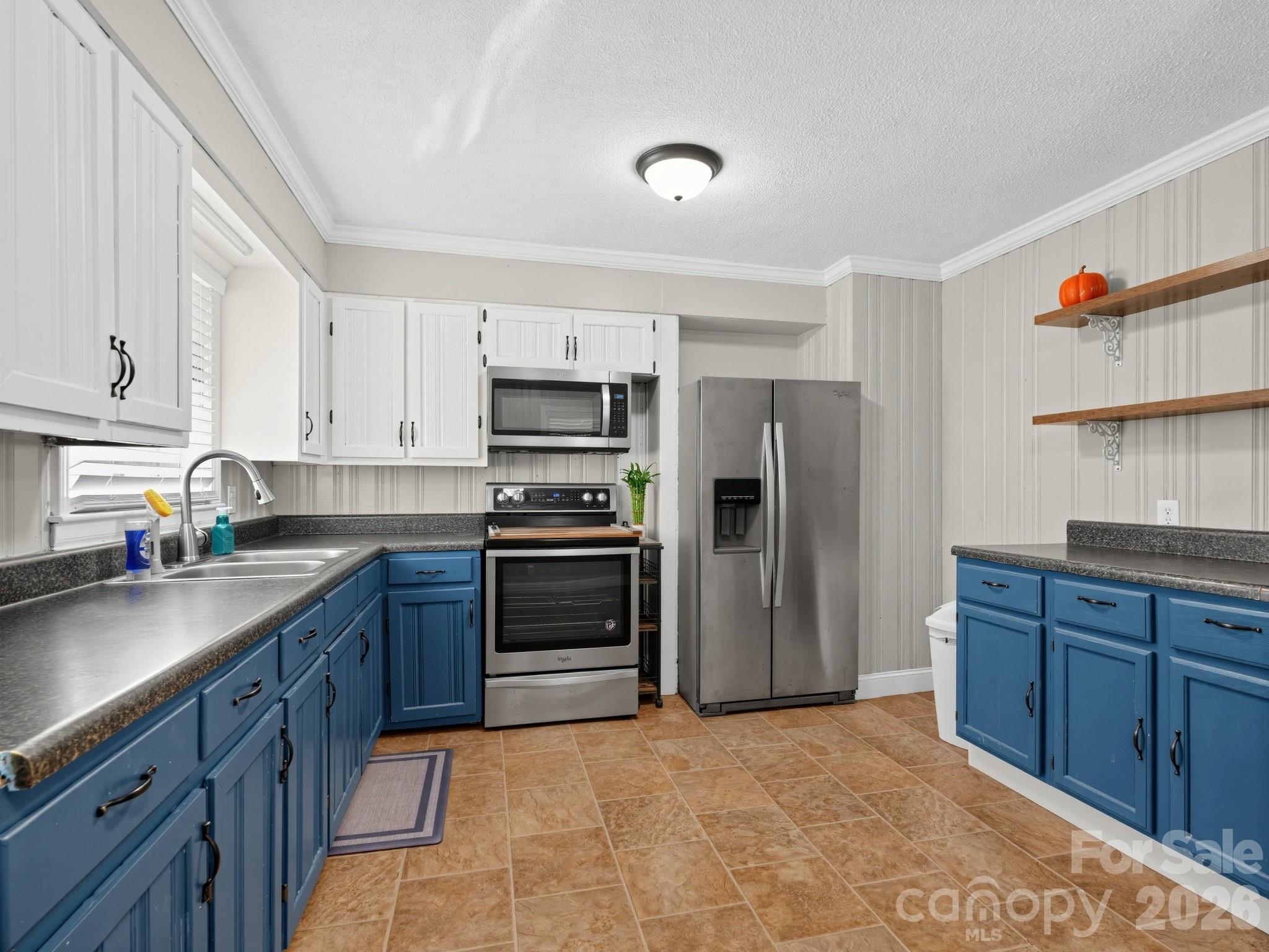 Single Family Residence at 2206 White Store Road, Monroe, photo 9 of 36