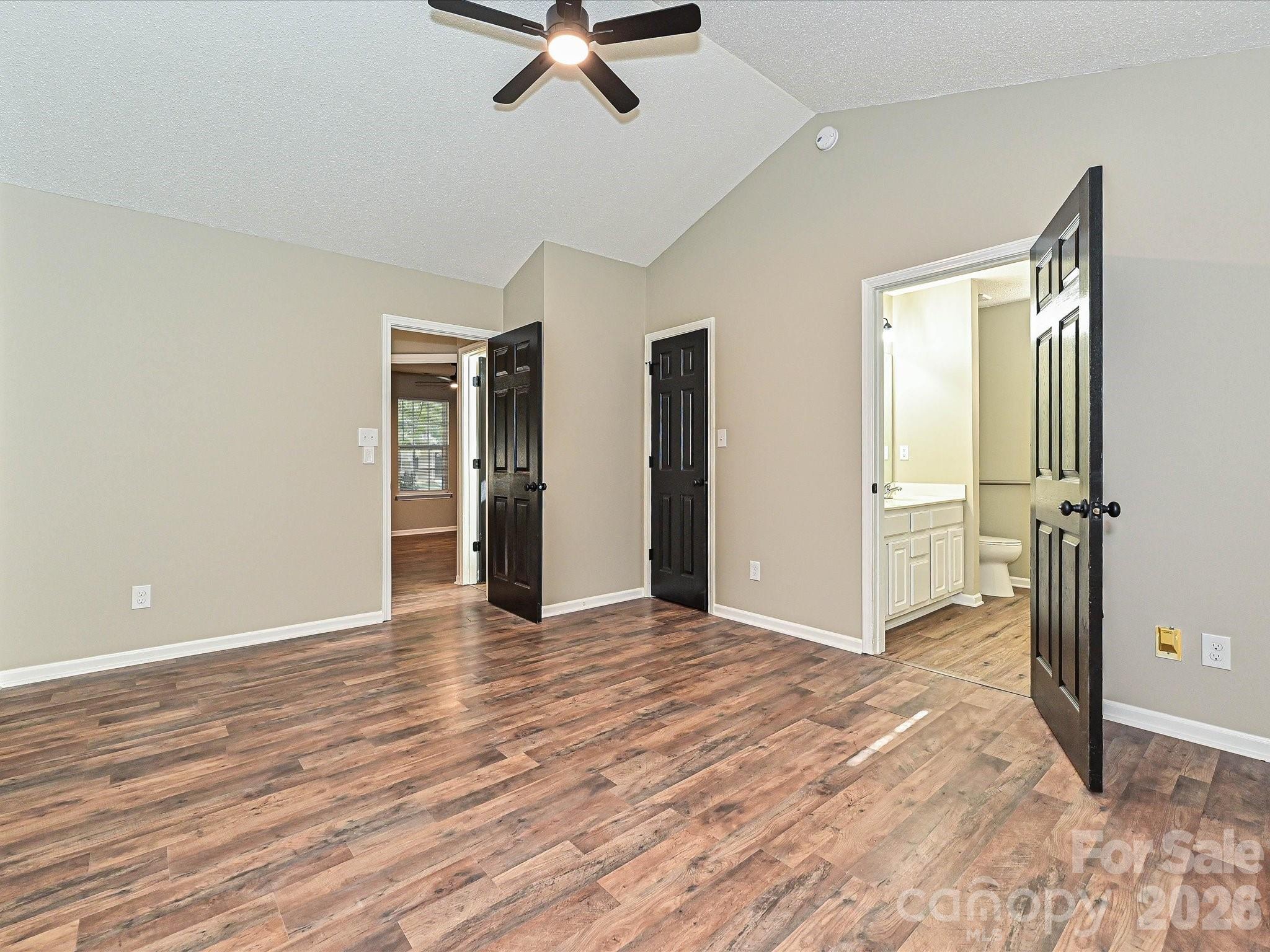 Single Family Residence at 4621 Victory Lane, Charlotte, photo 8 of 15