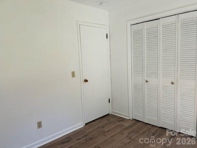 Single Family Residence at 215 Norleon Avenue, Hendersonville, photo 7 of 17