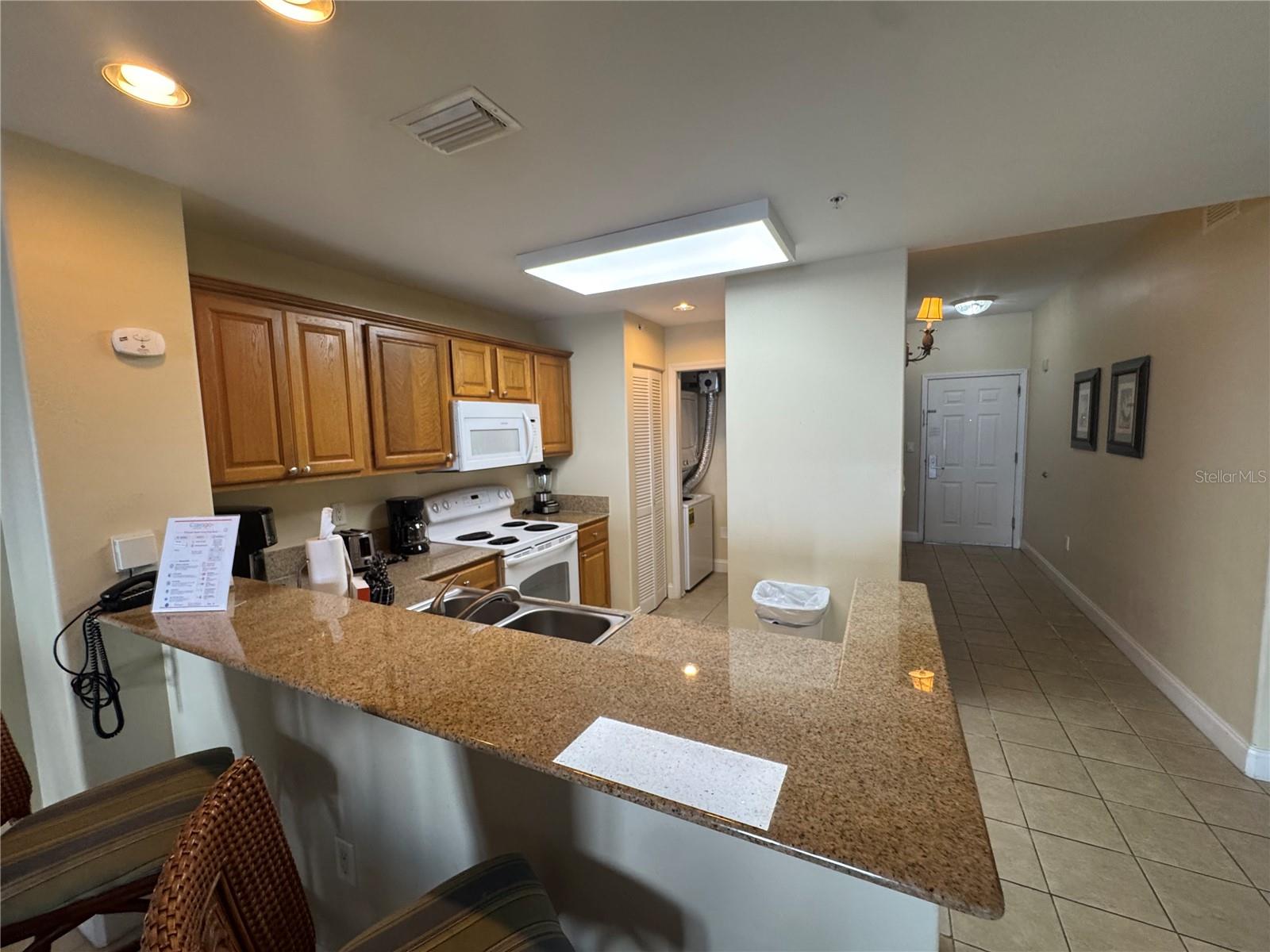 Condo - Hotel at 13427 BLUE HERON BEACH DR #1804, ORLANDO, photo 5 of 22