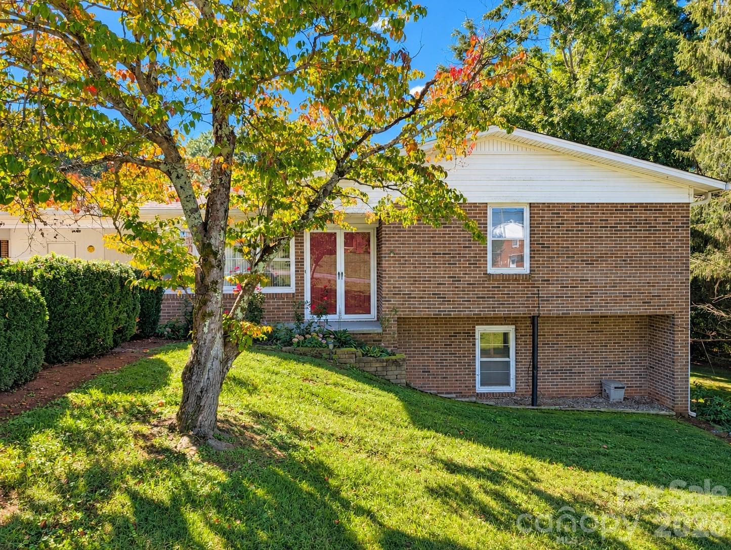 Single Family Residence at 106 Valley View Street, Morganton, photo 3 of 43