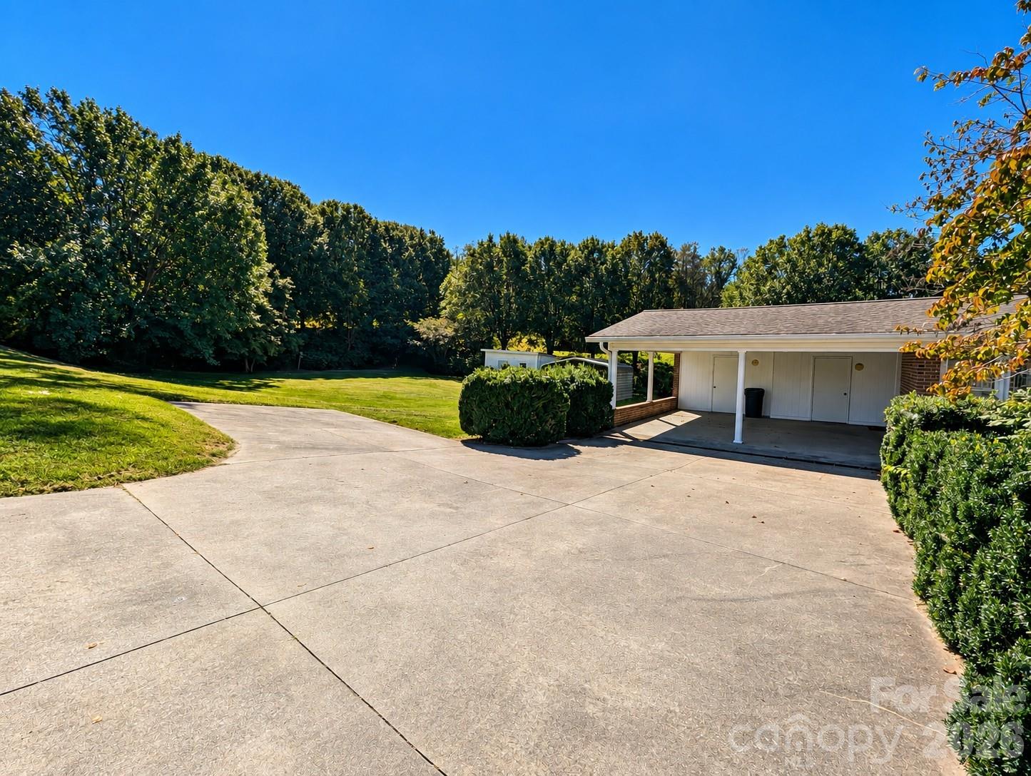 Single Family Residence at 106 Valley View Street, Morganton, photo 7 of 43