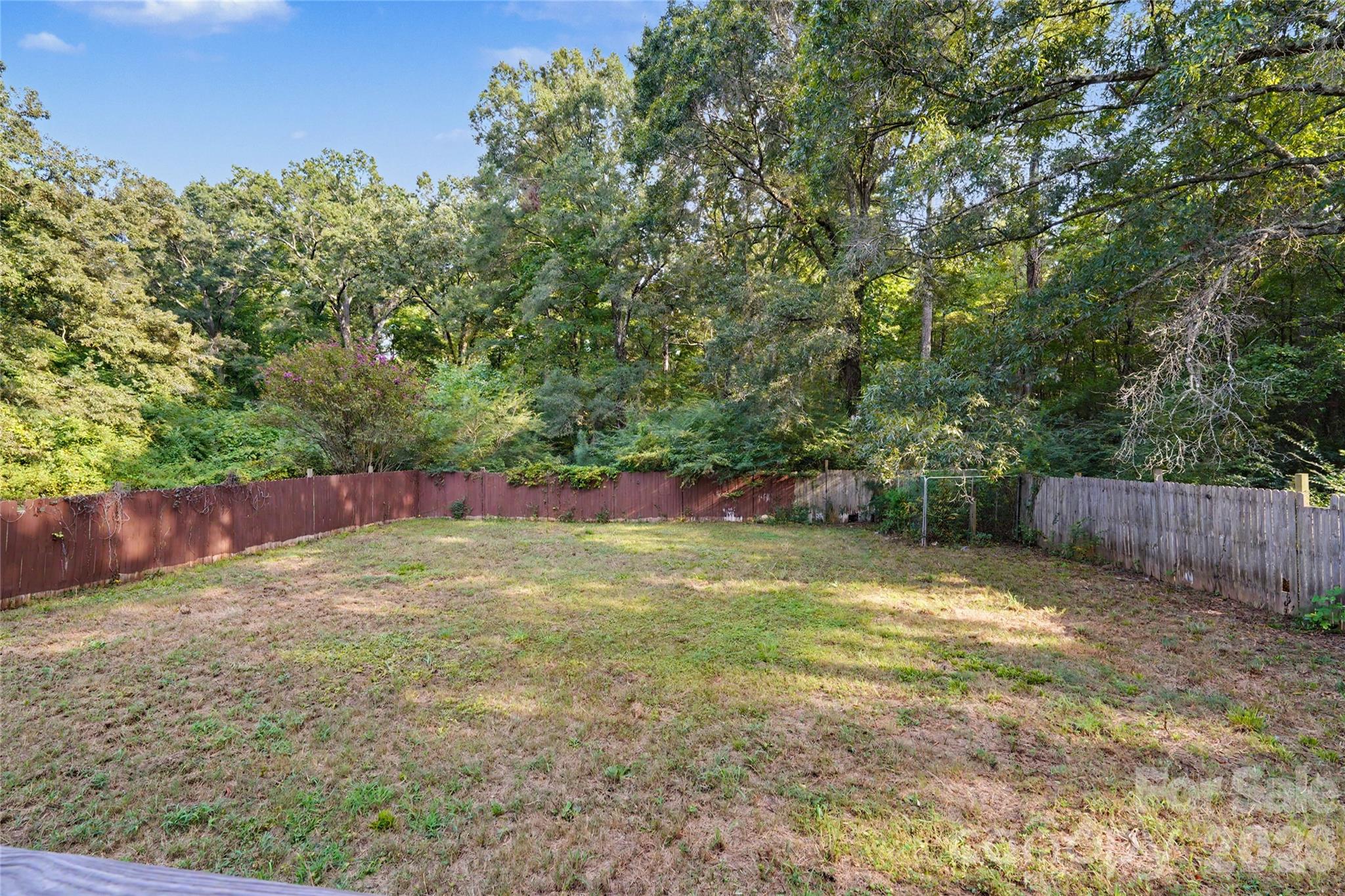 Single Family Residence at 1166 Mustang Lane, York, photo 34 of 36