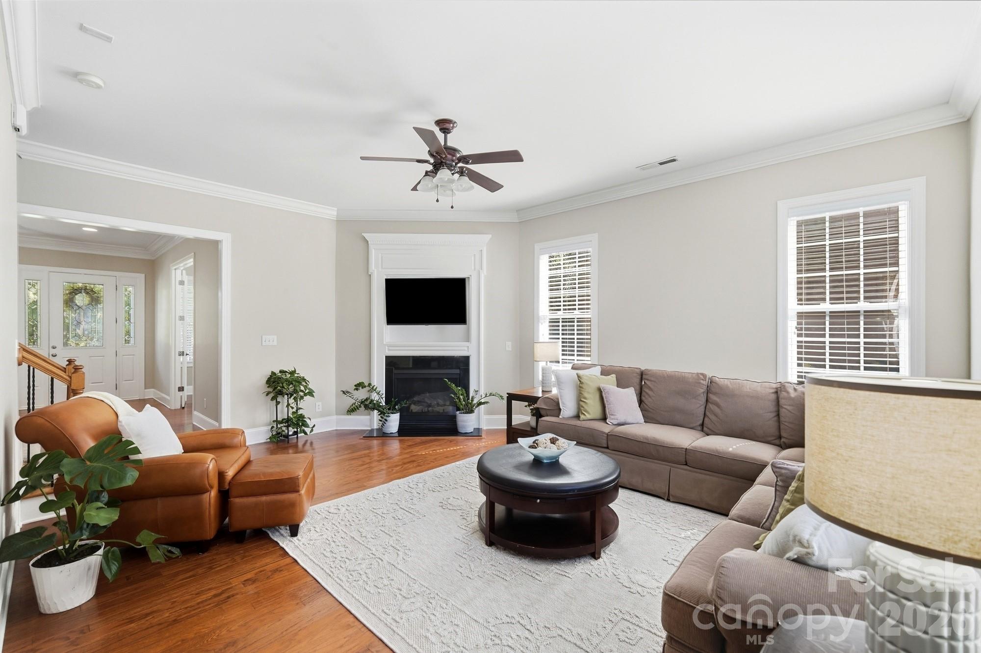 Single Family Residence at 8101 Prescot Glen Parkway, Waxhaw, photo 11 of 47