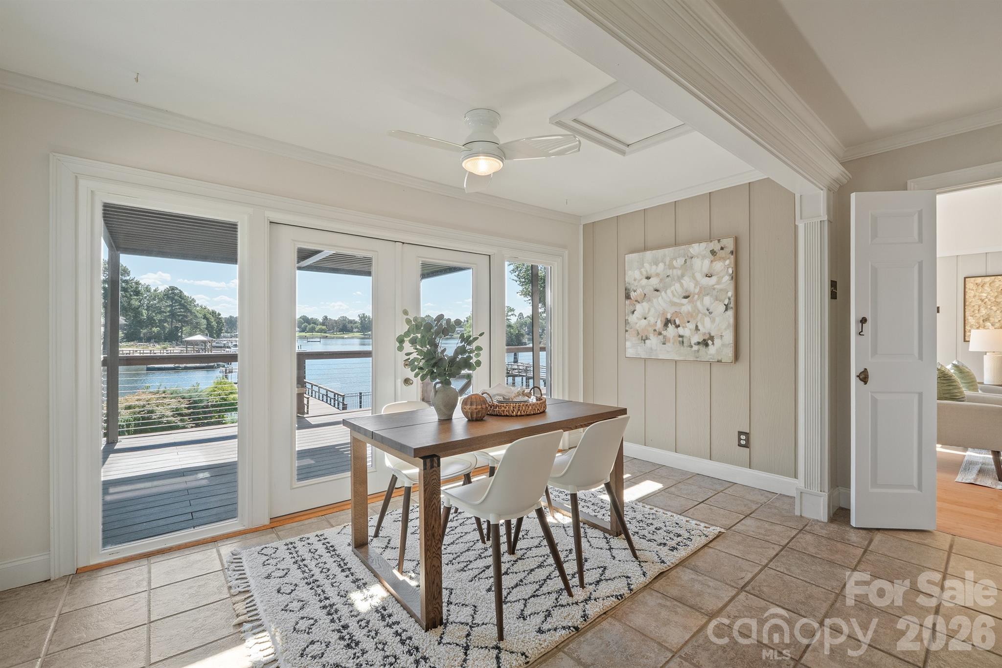 Eat in breakfast is sunny and accesses your back deck - 20919 Island Forest Drive, Cornelius