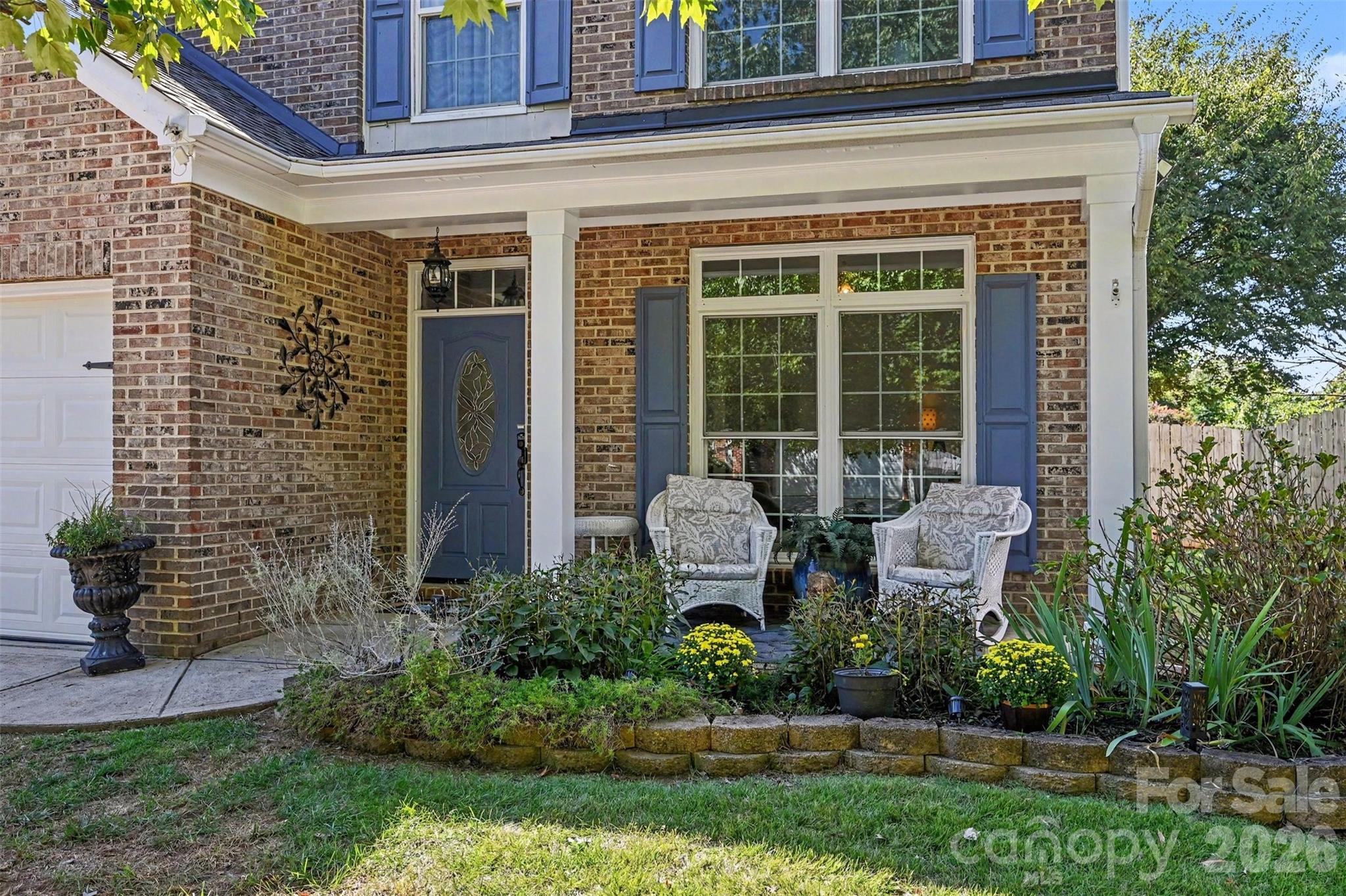 Single Family Residence at 114 S Audubon Avenue, Mooresville, photo 8 of 47