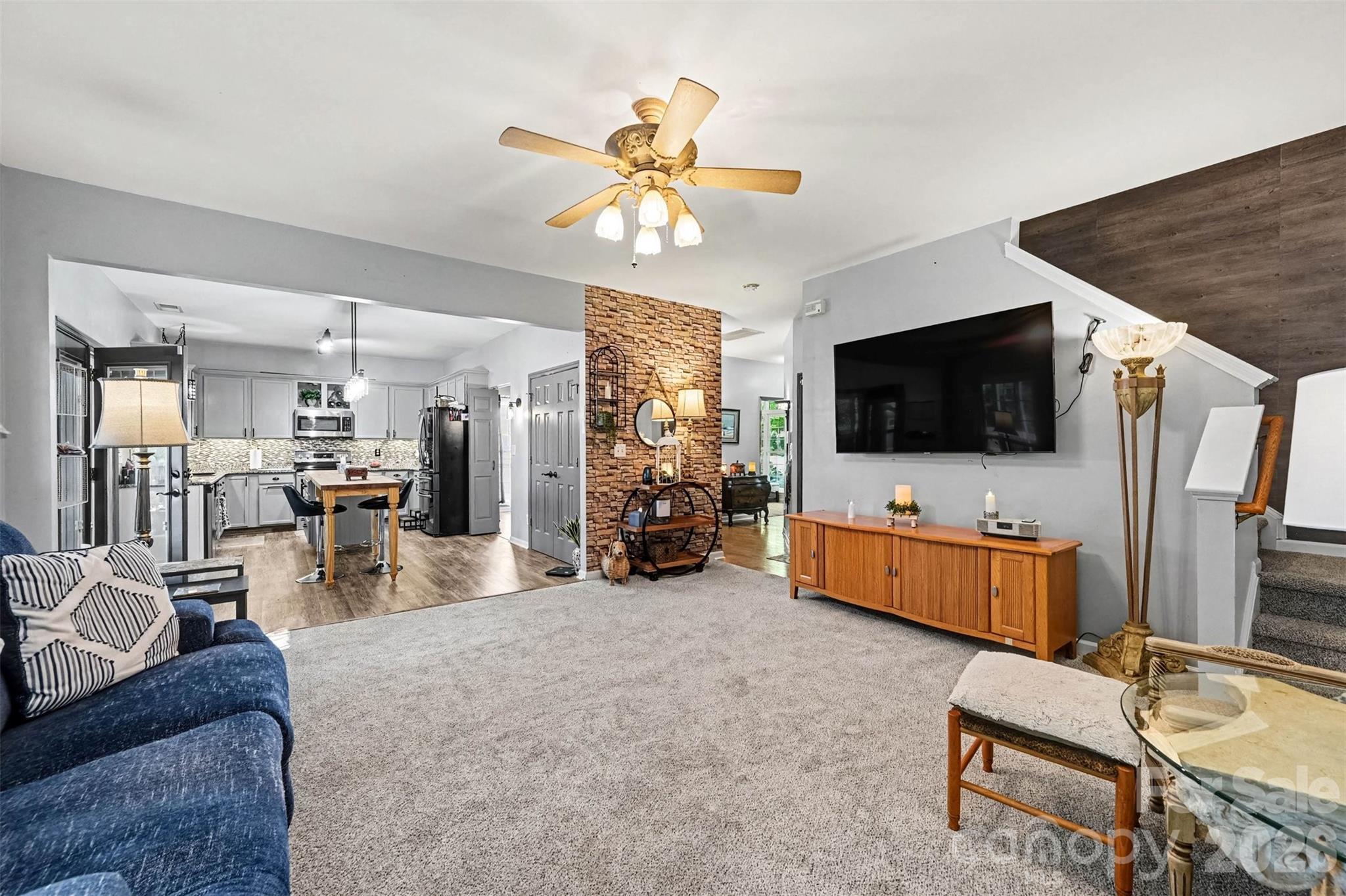 Single Family Residence at 114 S Audubon Avenue, Mooresville, photo 10 of 47