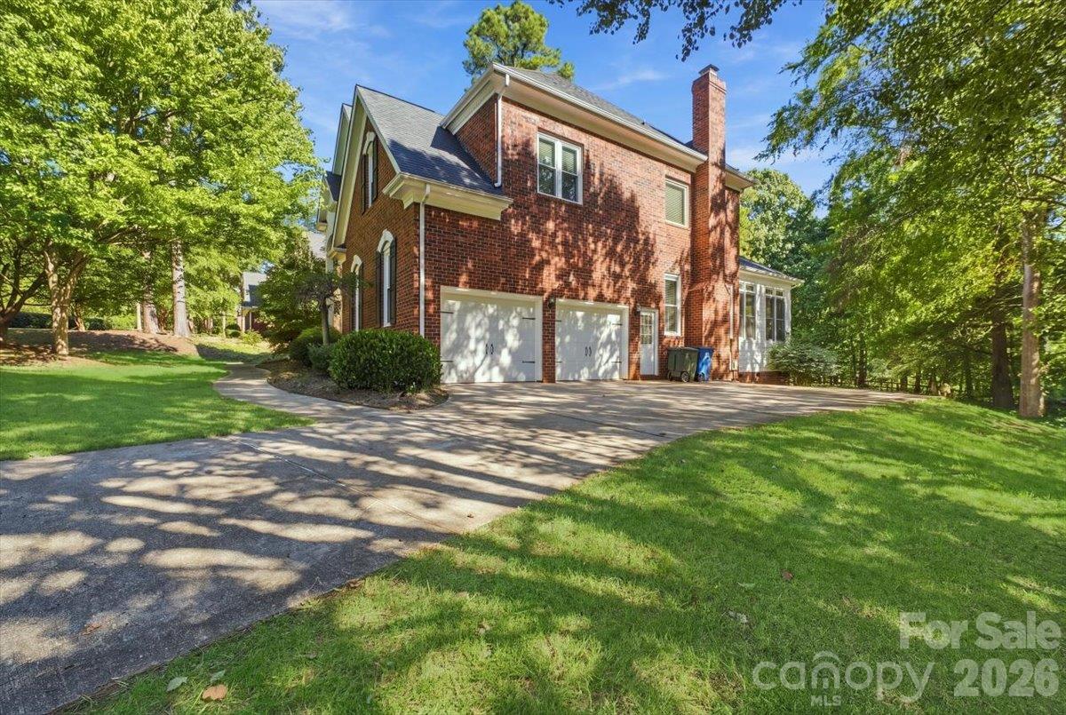 two car garage - 178 Cove Creek Loop, Mooresville