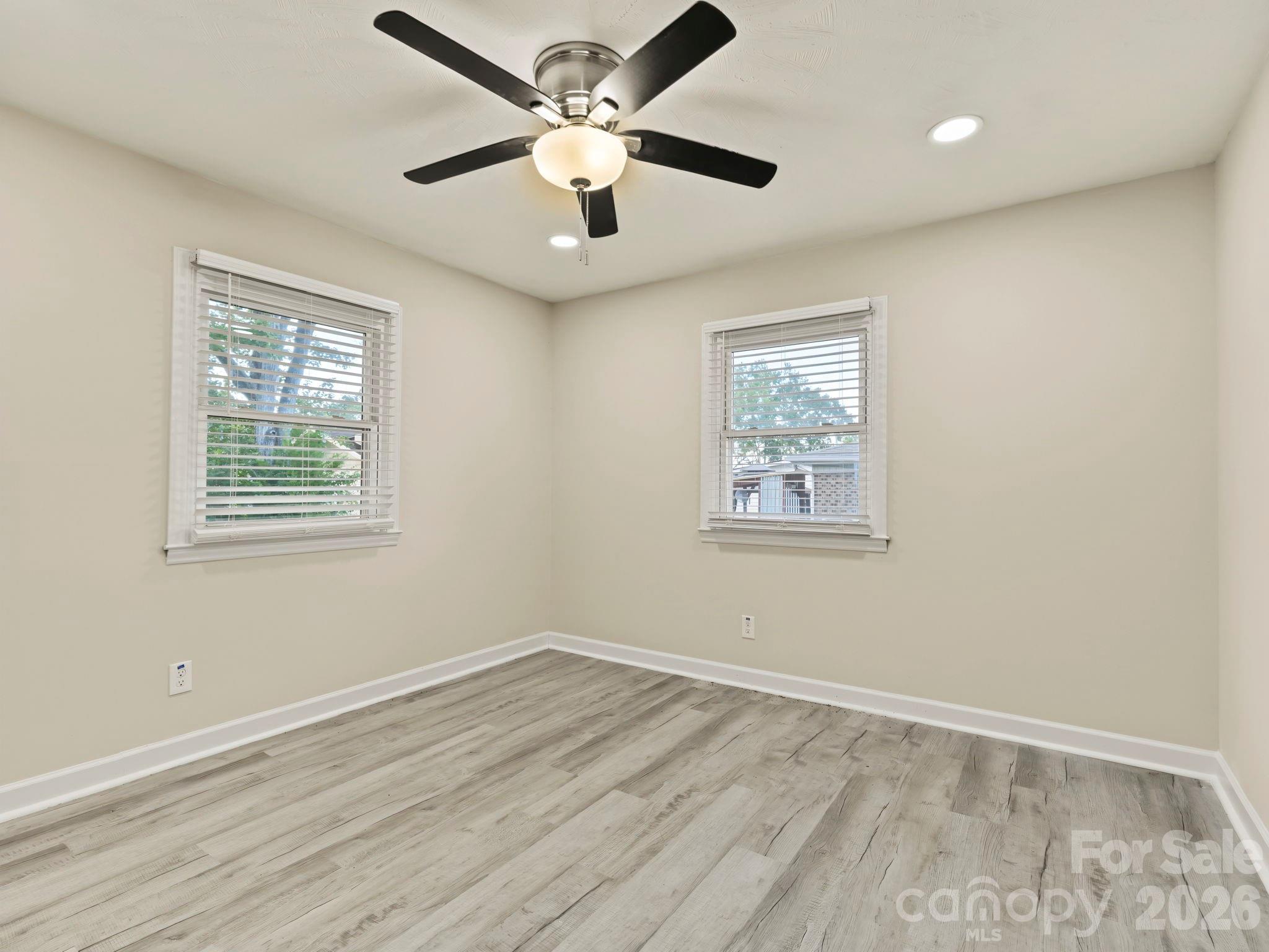 Single Family Residence at 512 Villa Street, Kannapolis, photo 19 of 38