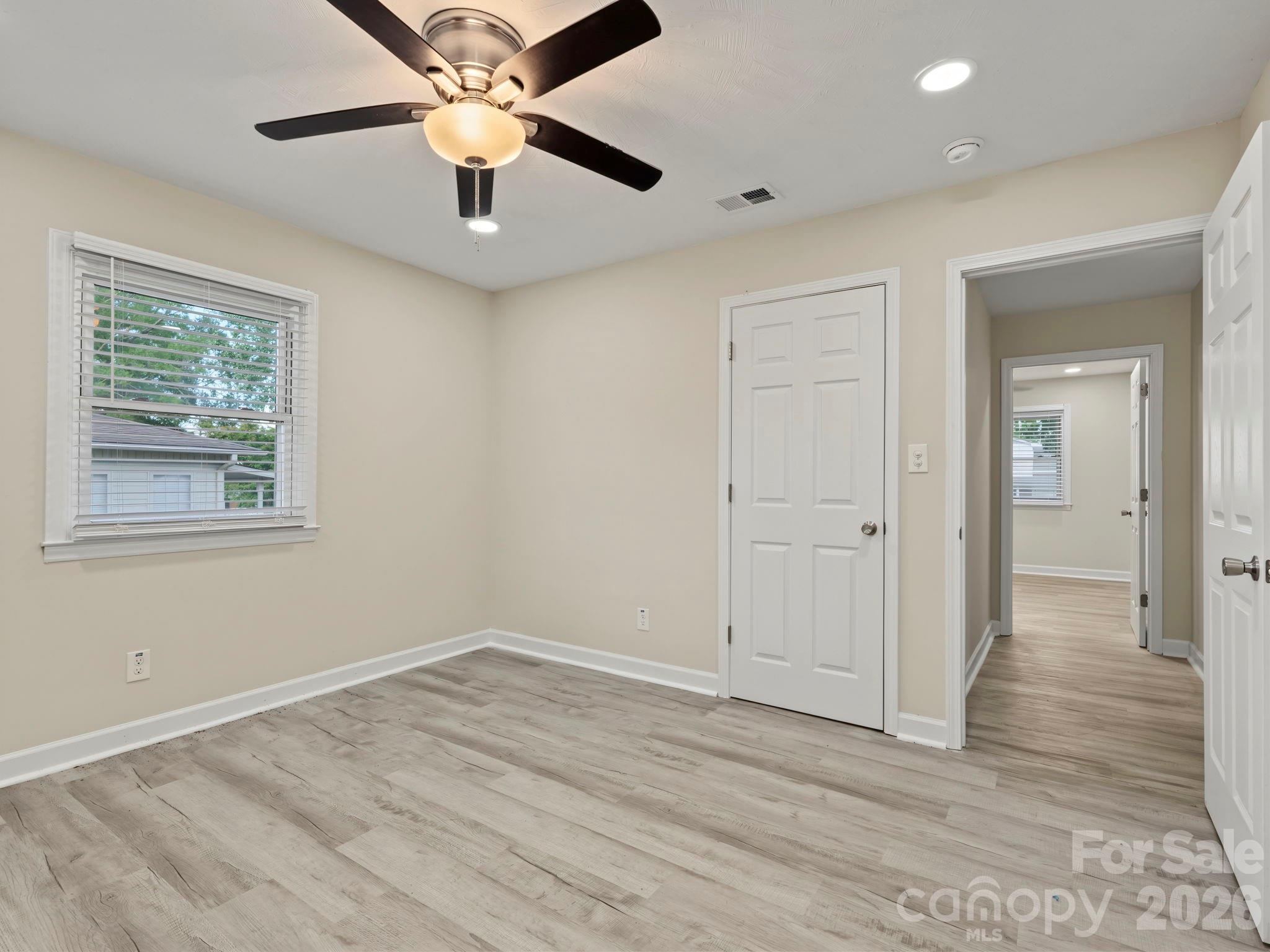 Single Family Residence at 512 Villa Street, Kannapolis, photo 20 of 38