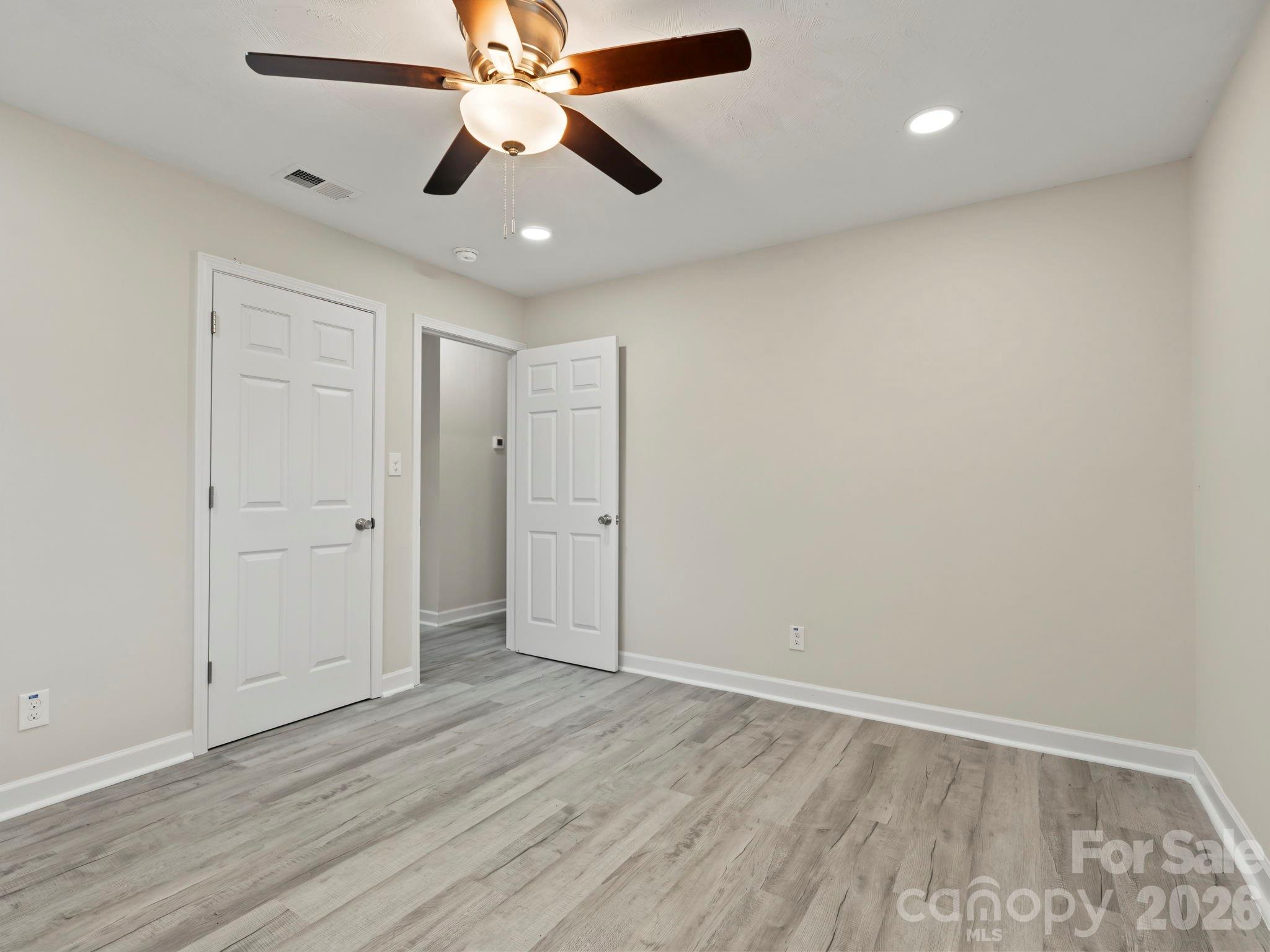Single Family Residence at 512 Villa Street, Kannapolis, photo 21 of 38