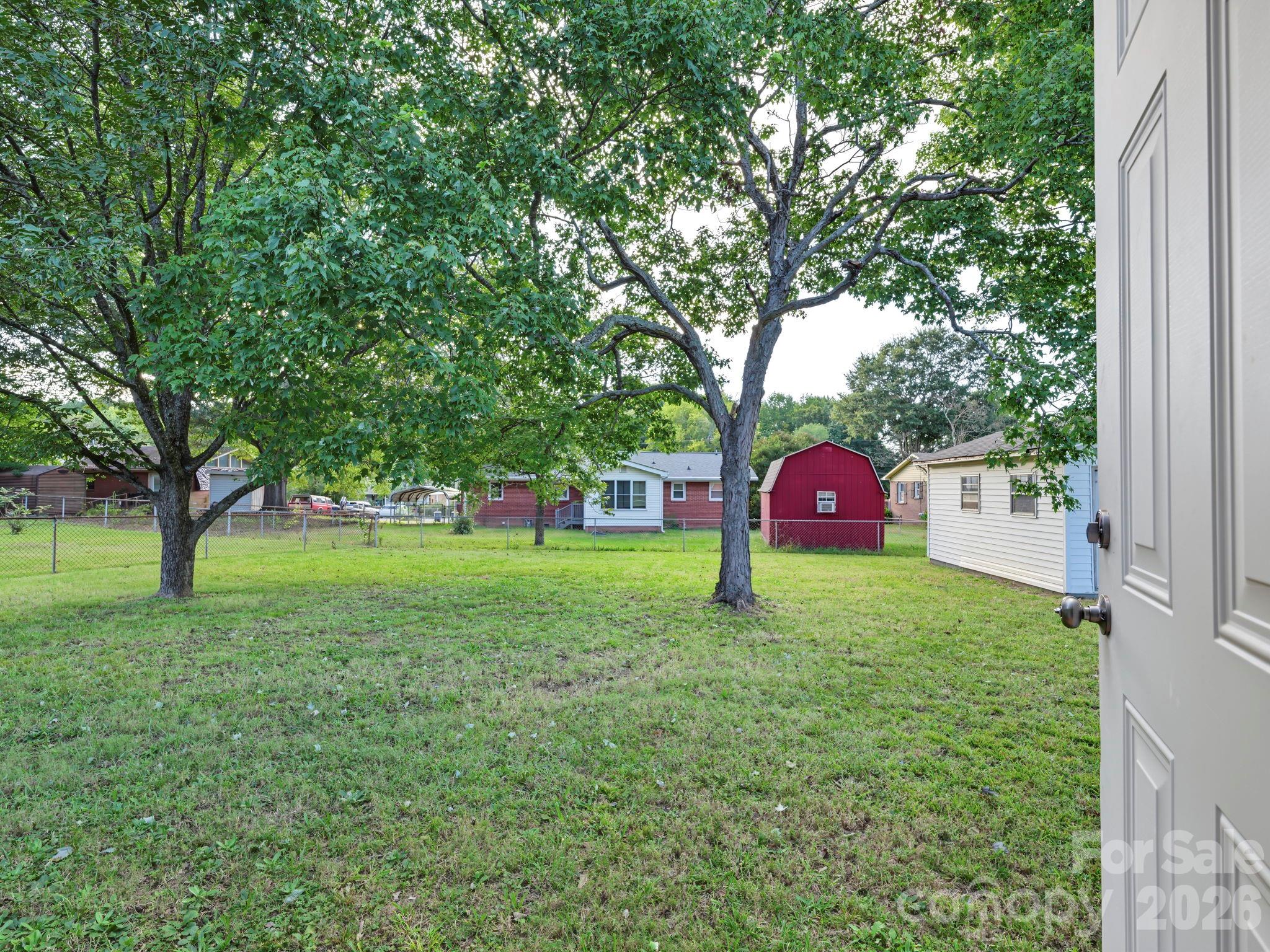Single Family Residence at 512 Villa Street, Kannapolis, photo 29 of 38