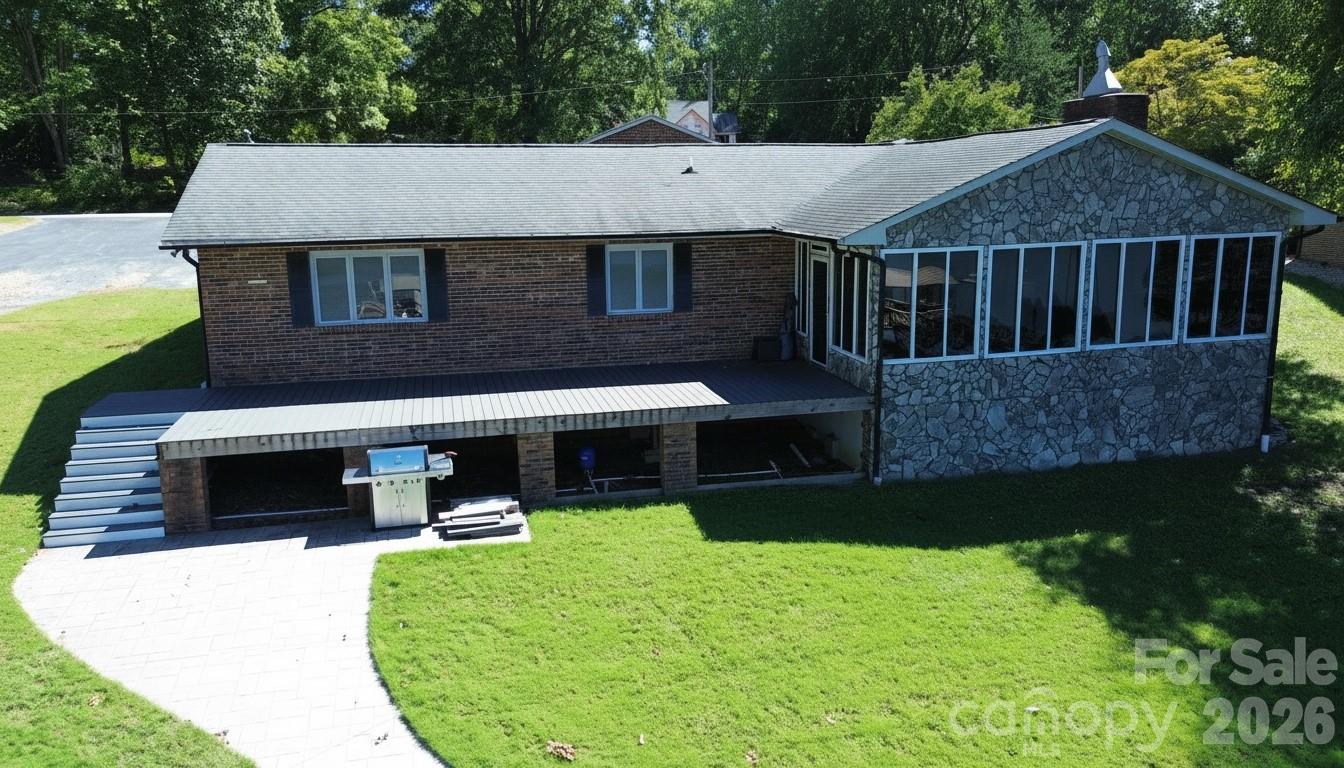 Single Family Residence at 4935 Vagabond Lane, Sherrills Ford, photo 17 of 18