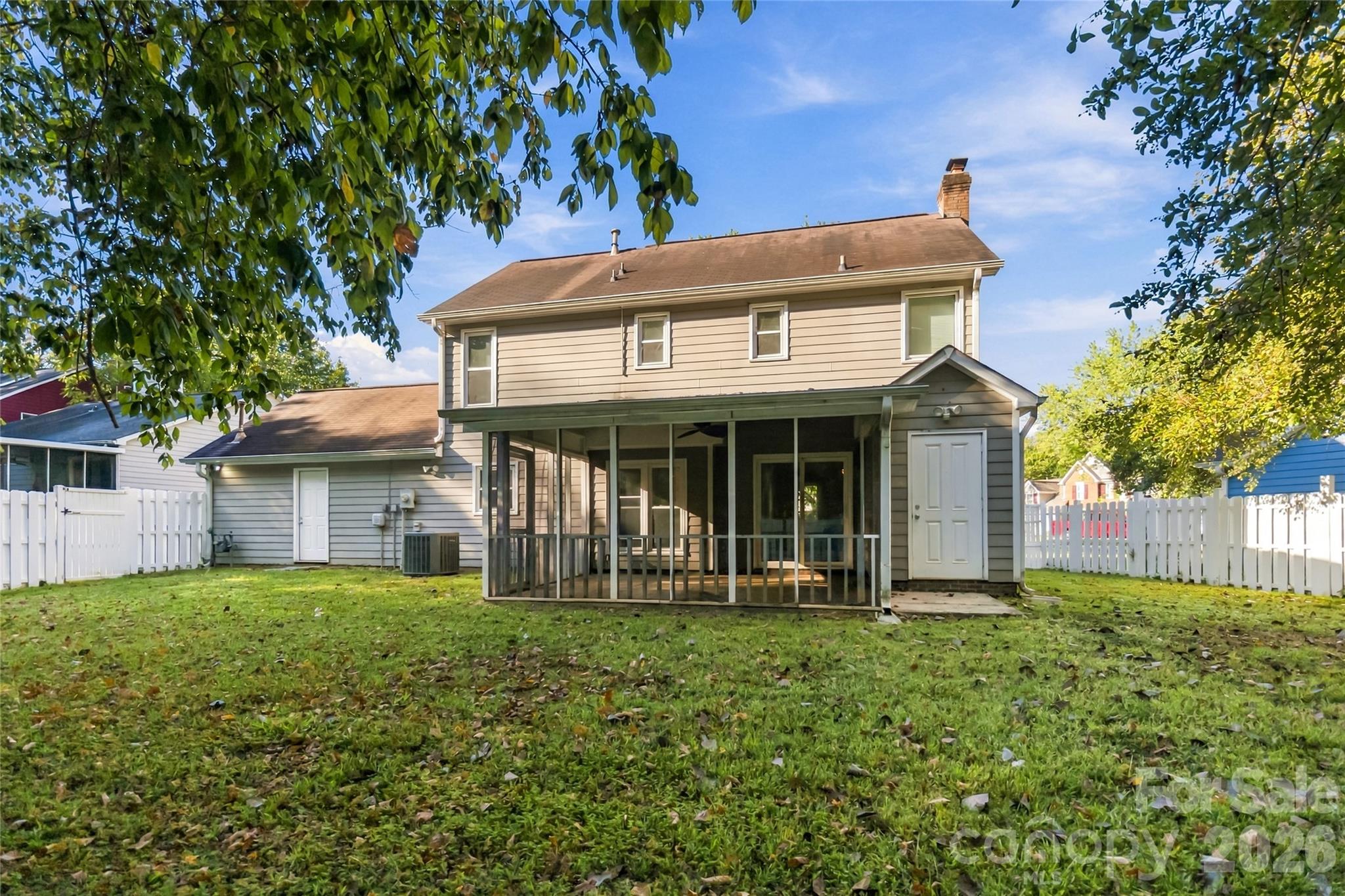Single Family Residence at 4209 Hounds Run Drive, Matthews, photo 17 of 20