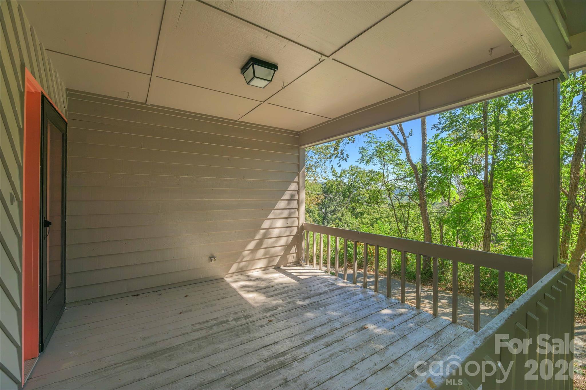 Townhouse at 101 Fenner Avenue, Asheville, photo 2 of 19
