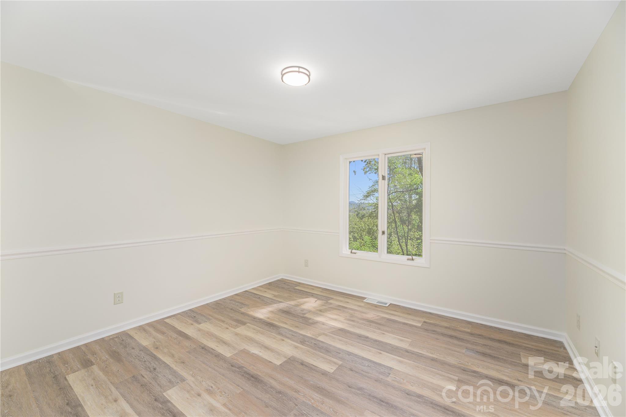 Townhouse at 101 Fenner Avenue, Asheville, photo 12 of 19