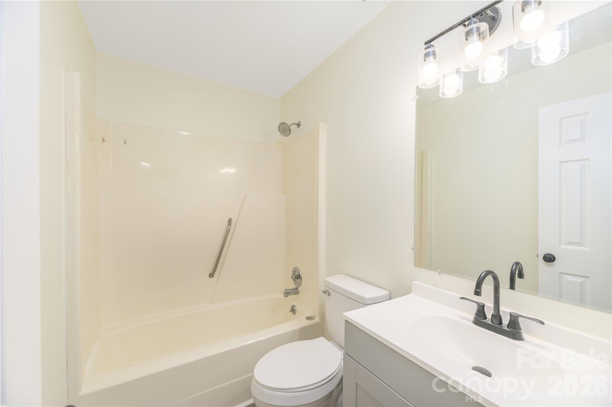 Townhouse at 101 Fenner Avenue, Asheville, photo 16 of 19