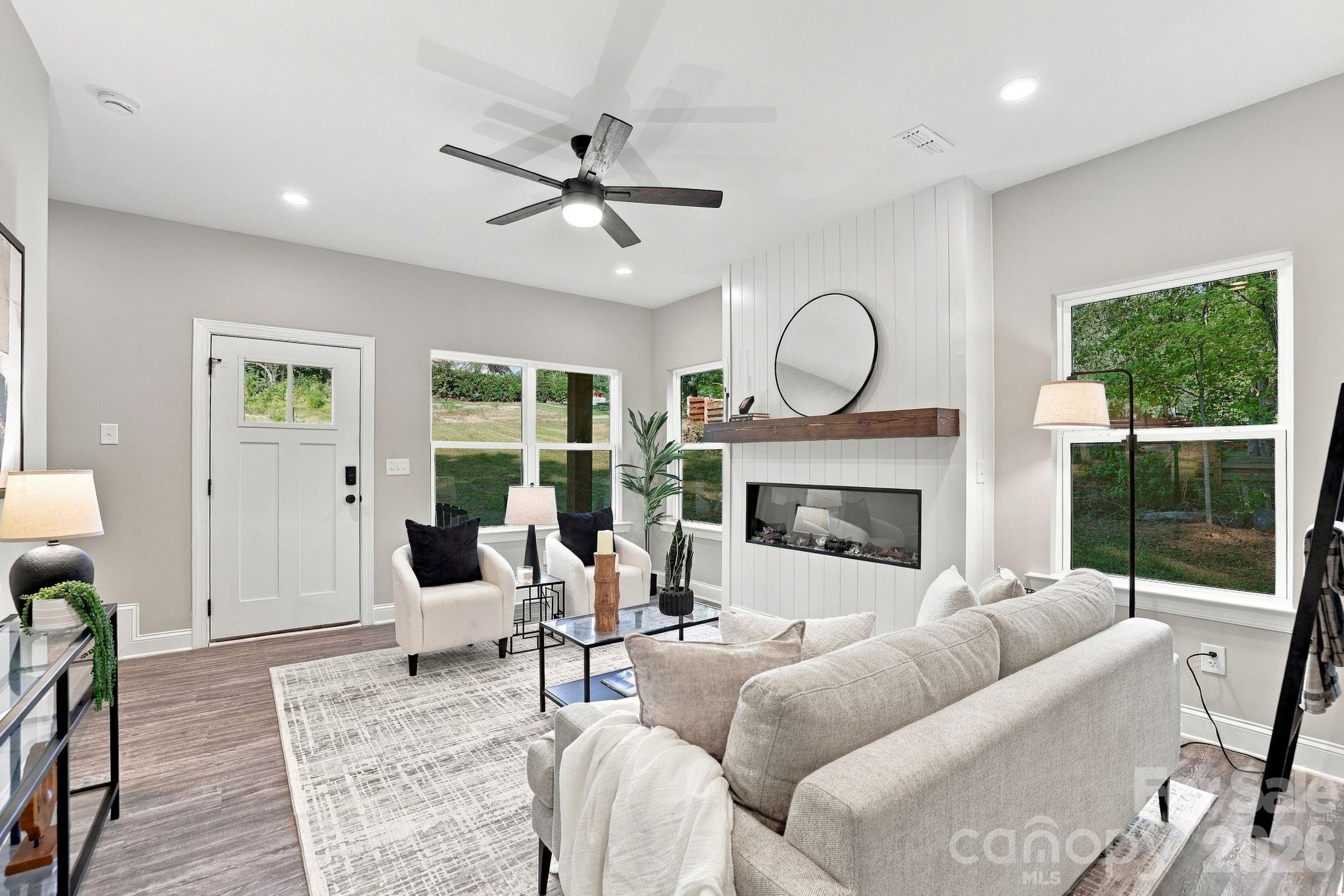 Single Family Residence at 420 Killian Avenue, Mount Holly, photo 6 of 27