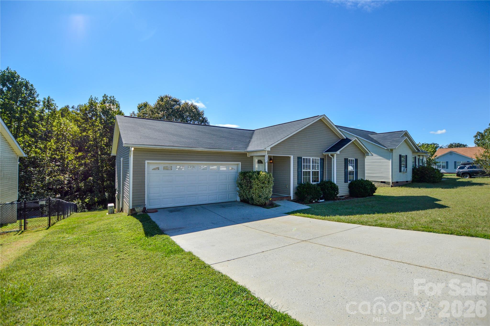 Single Family Residence at 175 Alexander Heritage Drive, Hickory, photo 2 of 28