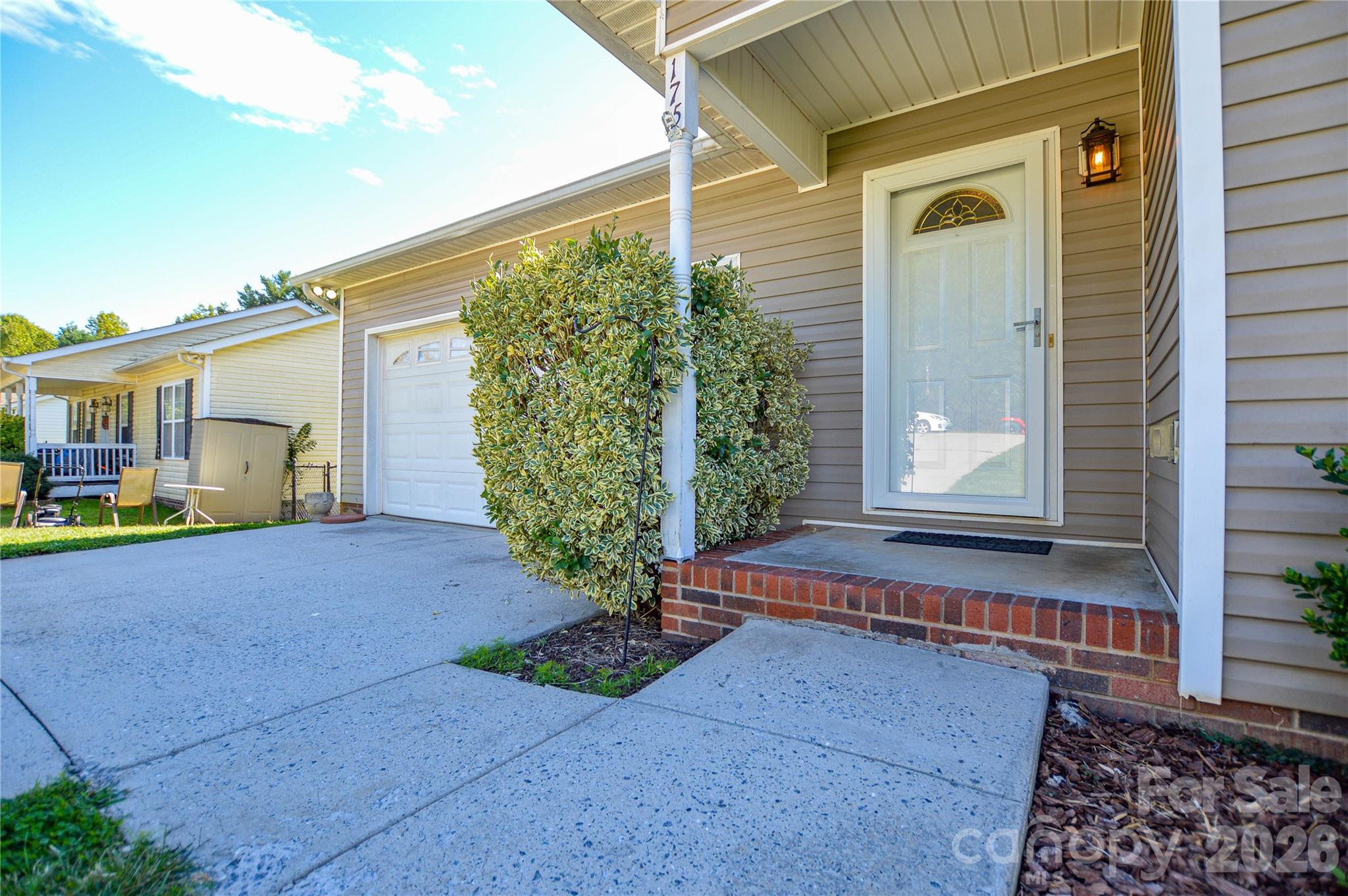Single Family Residence at 175 Alexander Heritage Drive, Hickory, photo 5 of 28