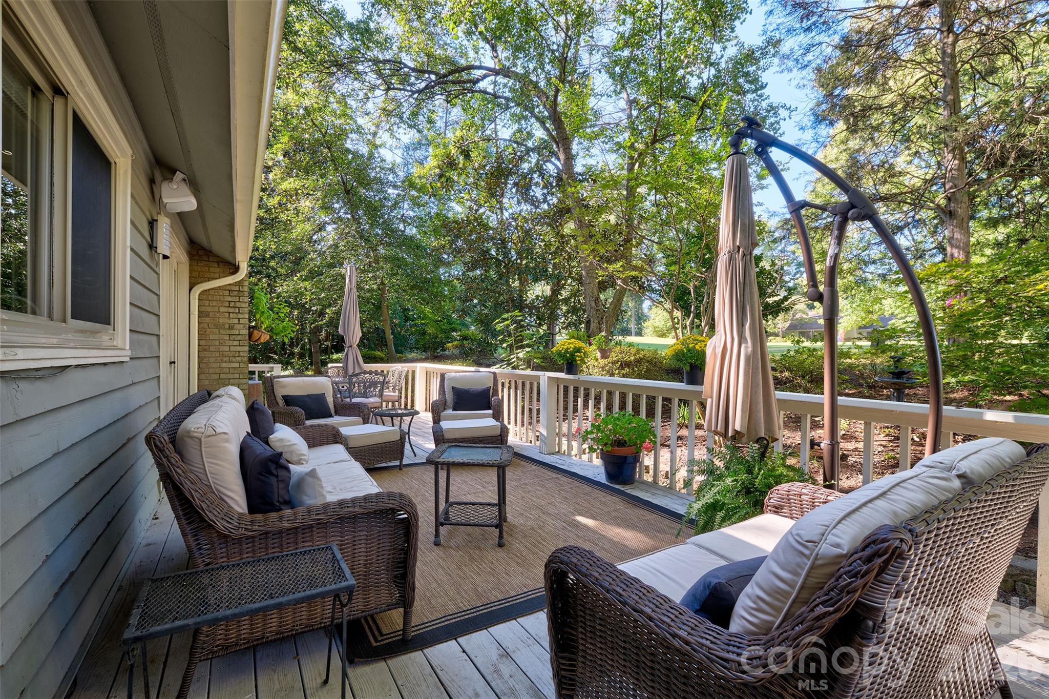Single Family Residence at 70 Honeysuckle Woods, Lake Wylie, photo 33 of 44