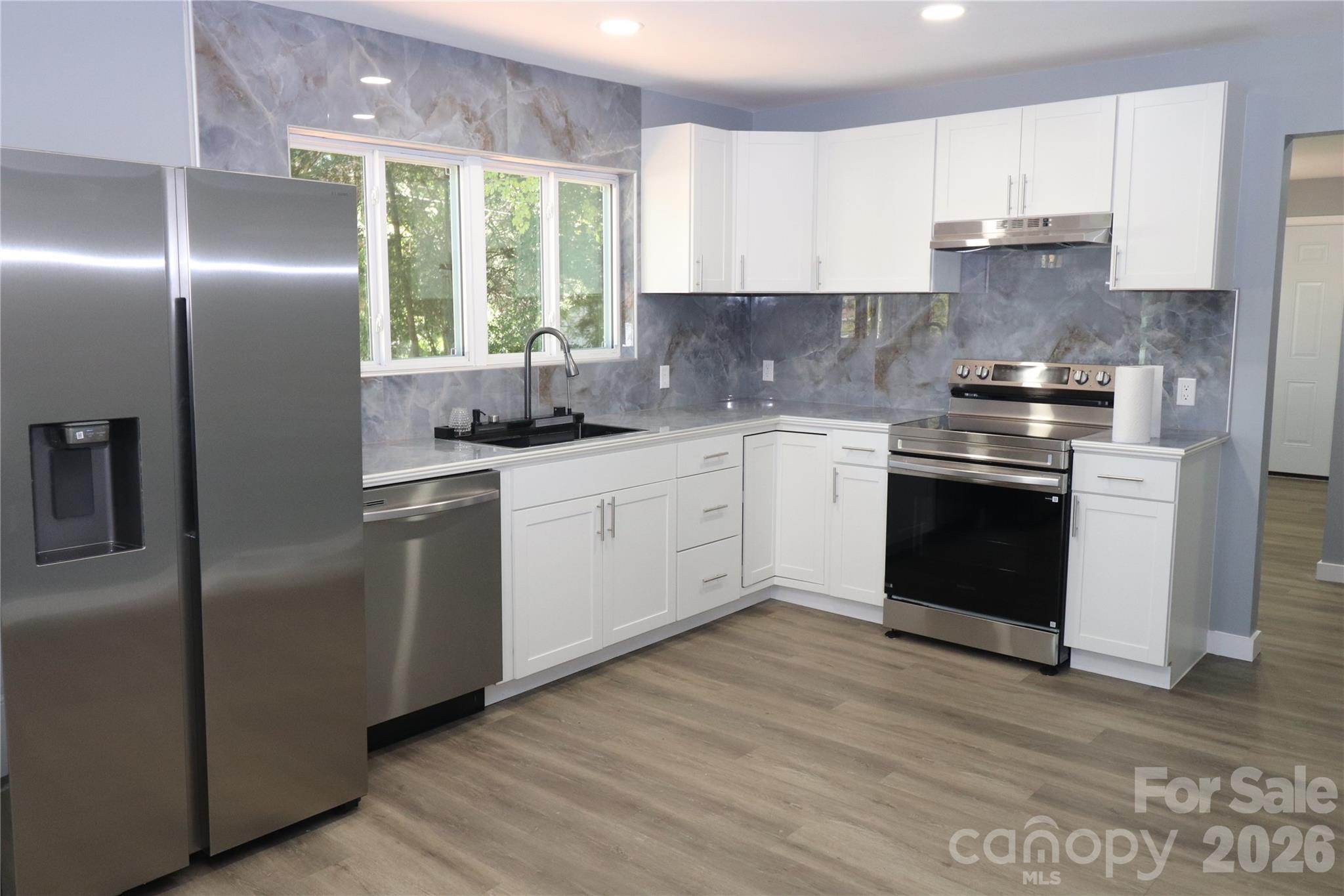 Single Family Residence at 78 Parrish Place SW, Concord, photo 6 of 26