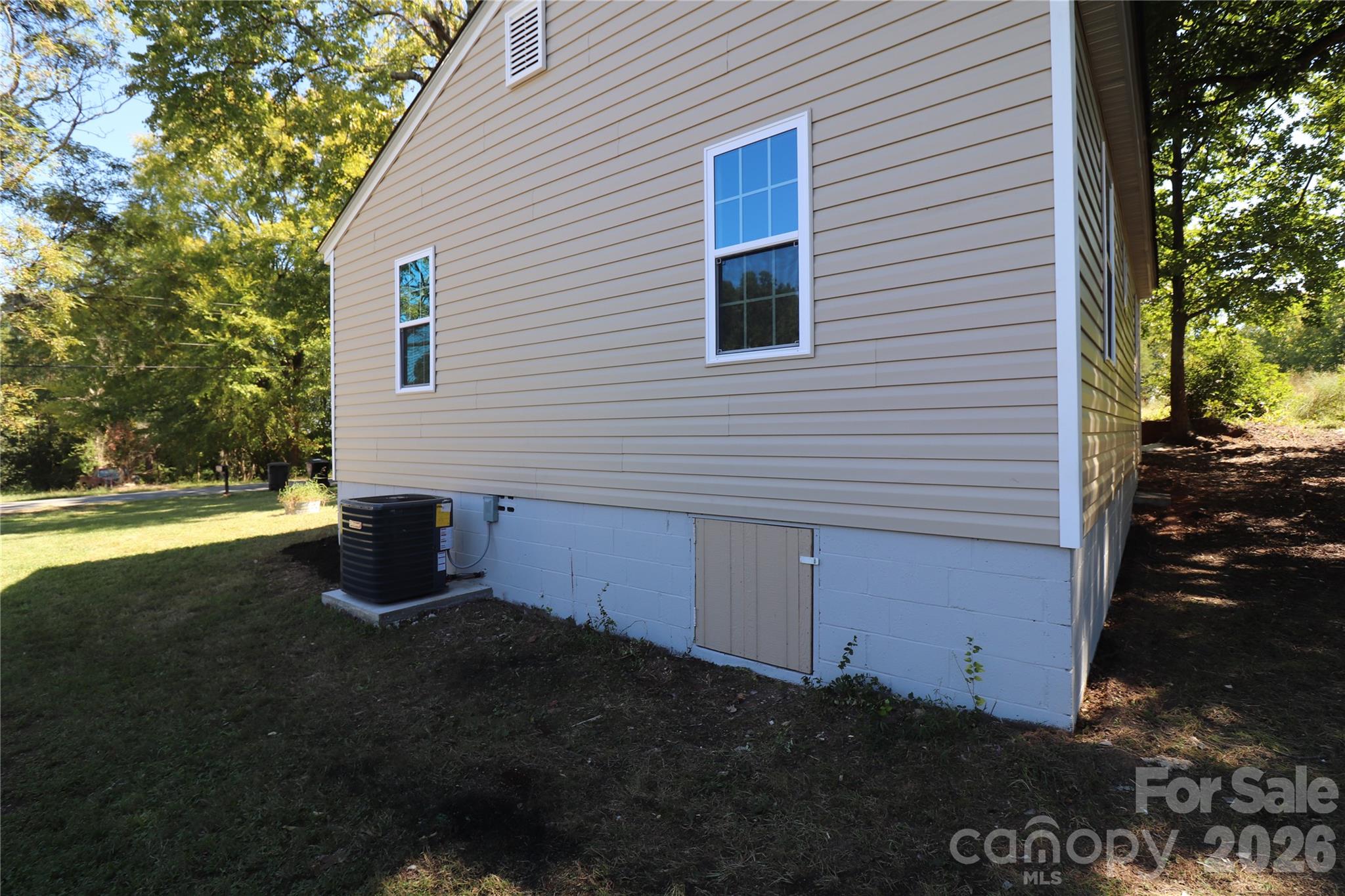 Single Family Residence at 78 Parrish Place SW, Concord, photo 22 of 26