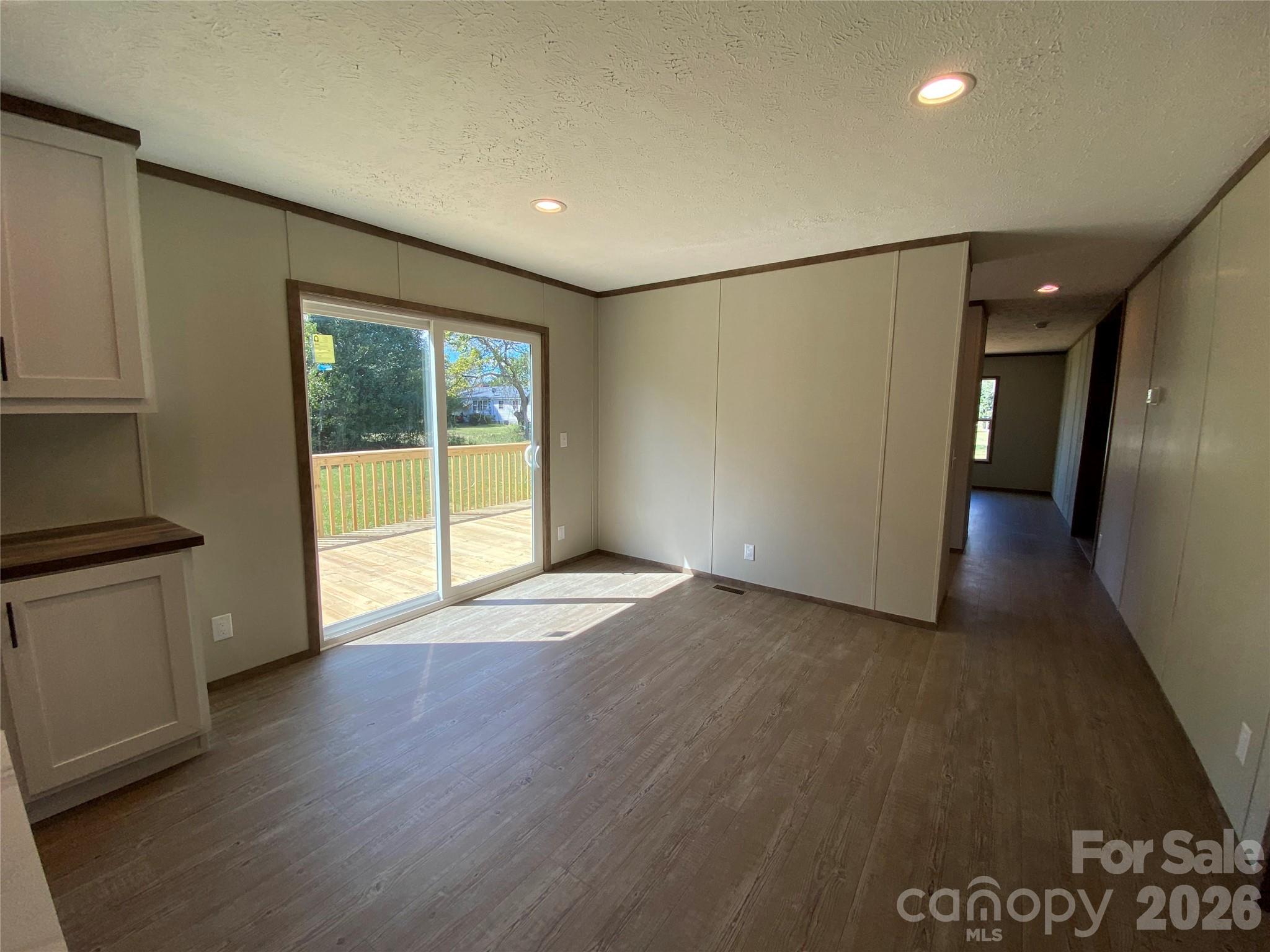 Single Family Residence at 5726 Landon Place, Heath Springs, photo 8 of 32