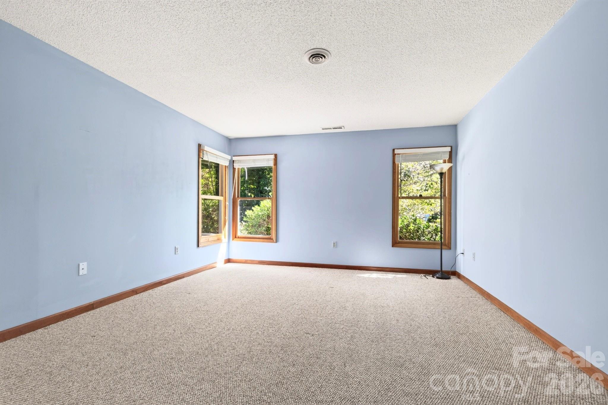 Townhouse at 15A Windflower Court, Asheville, photo 23 of 33