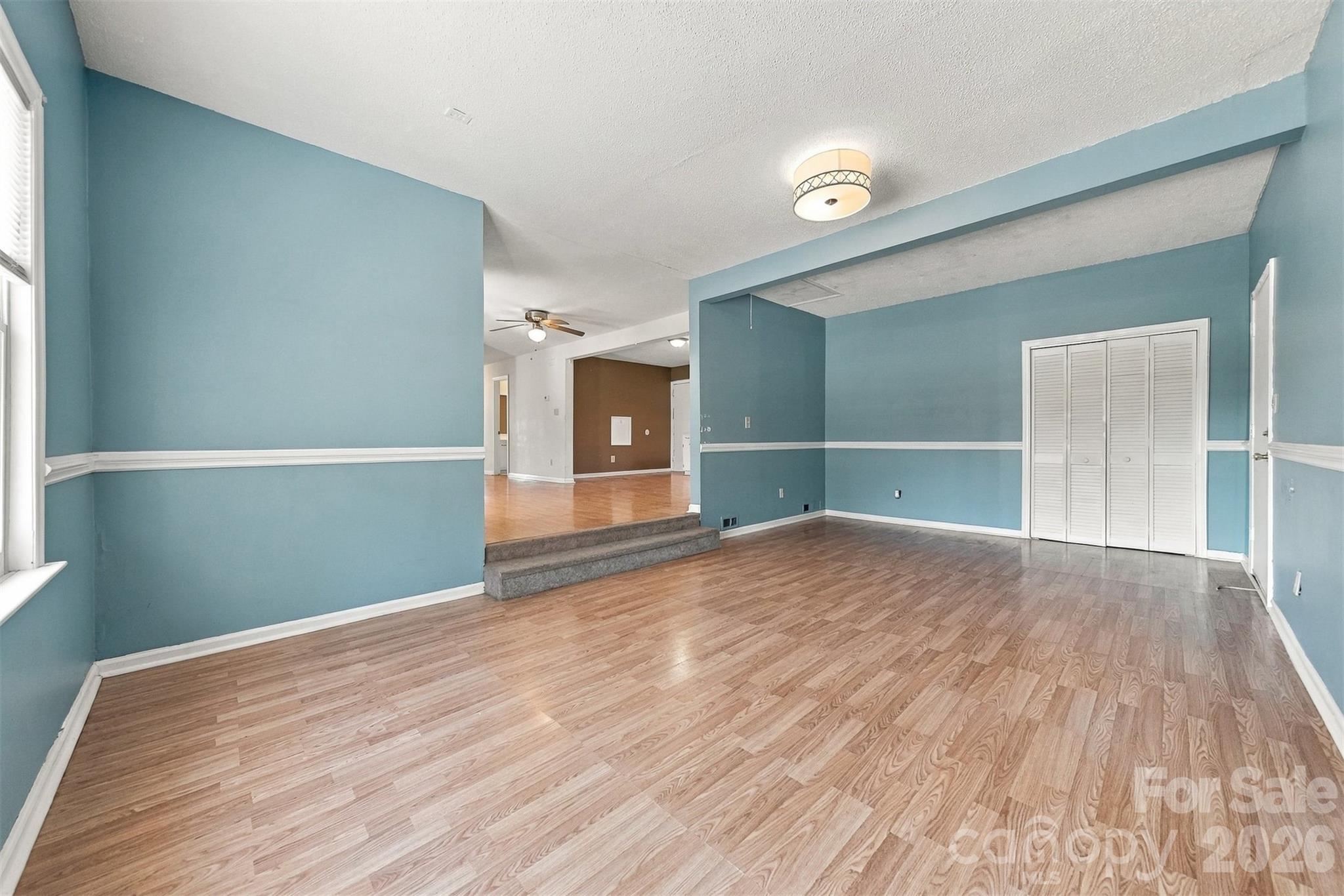 Single Family Residence at 425 Heritage Farm Road, Hickory, photo 7 of 23