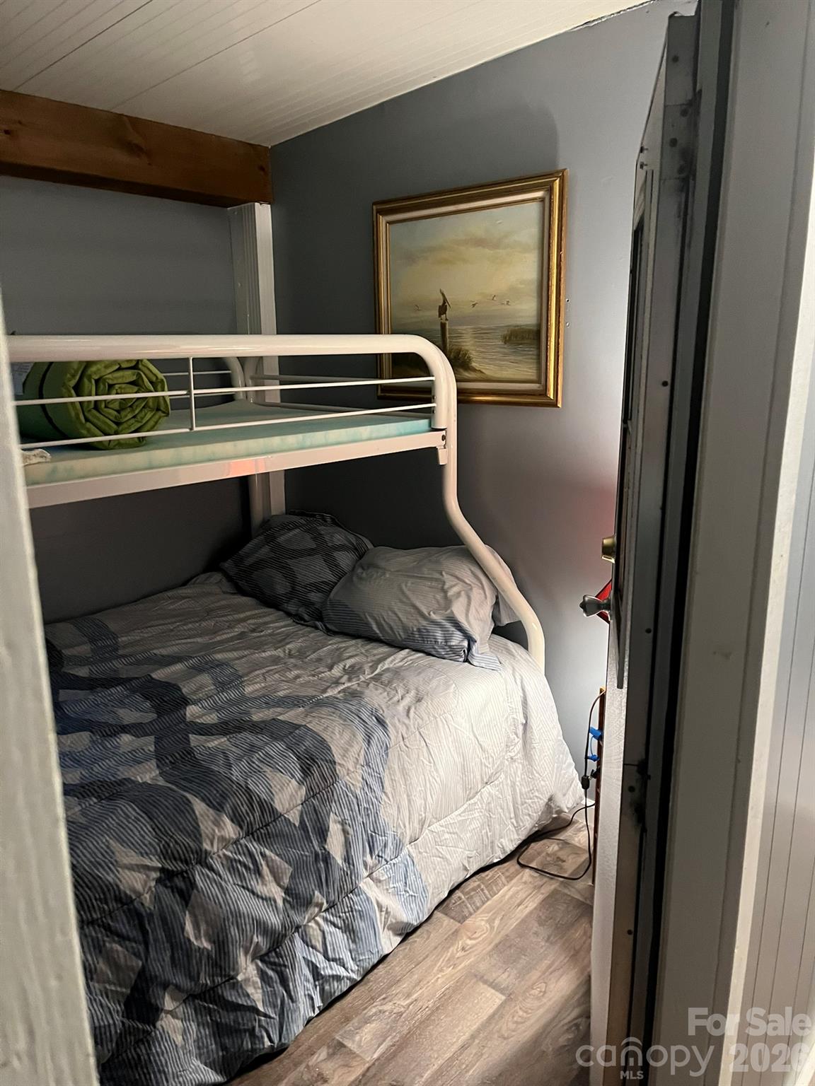 Bedroom 2 with twin/full bunk bed - 987 Angelwood Lane, Hendersonville