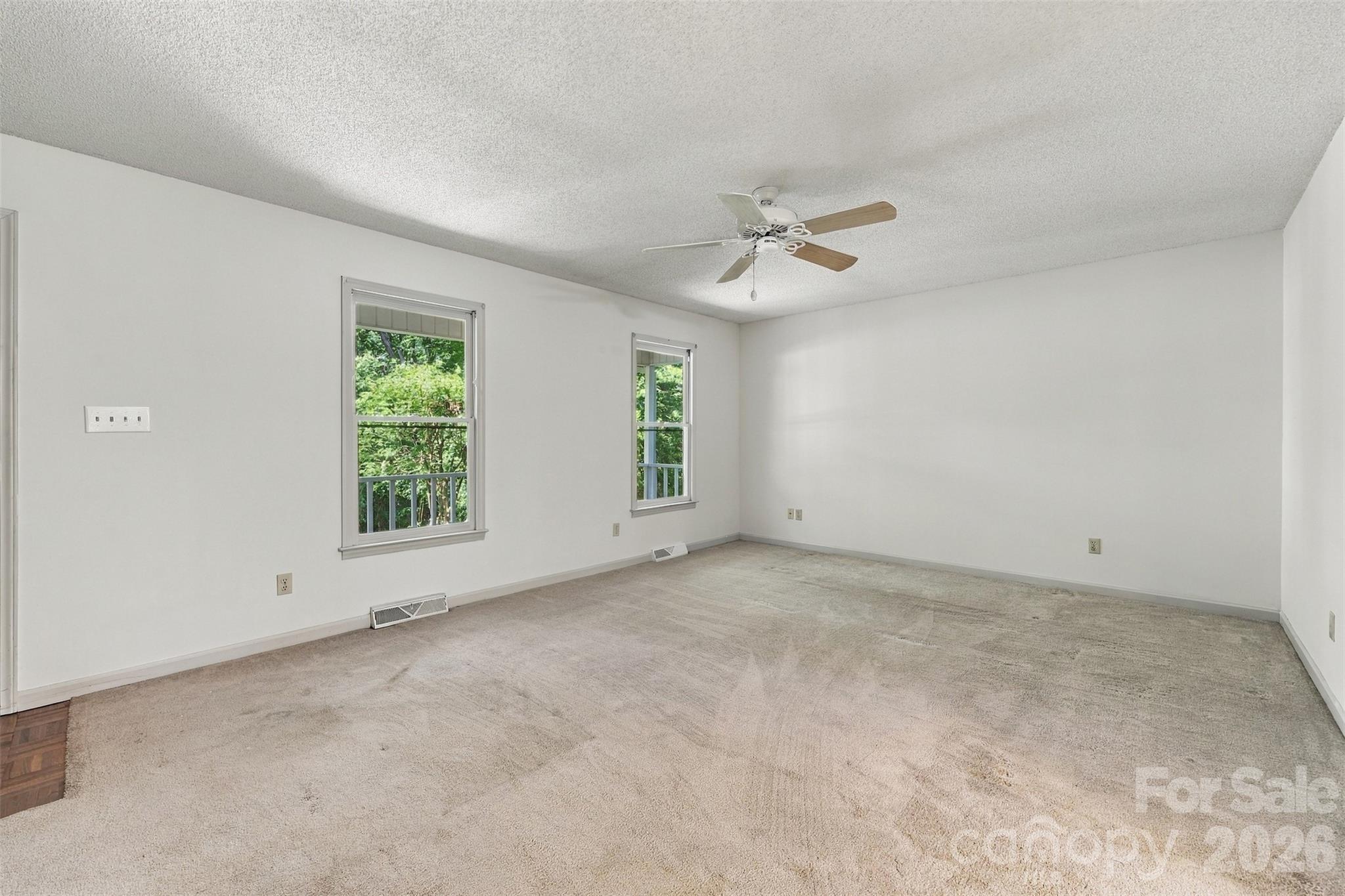 Single Family Residence at 4985 Creek Court, Rock Hill, photo 5 of 46