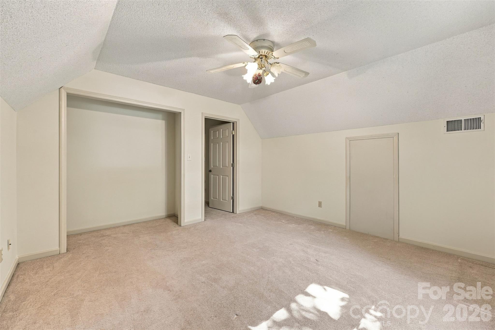 Single Family Residence at 4985 Creek Court, Rock Hill, photo 25 of 46