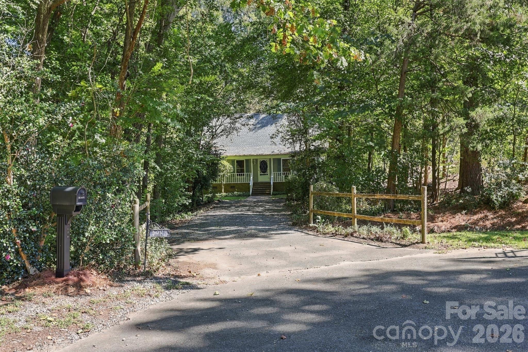 Single Family Residence at 4985 Creek Court, Rock Hill, photo 29 of 46