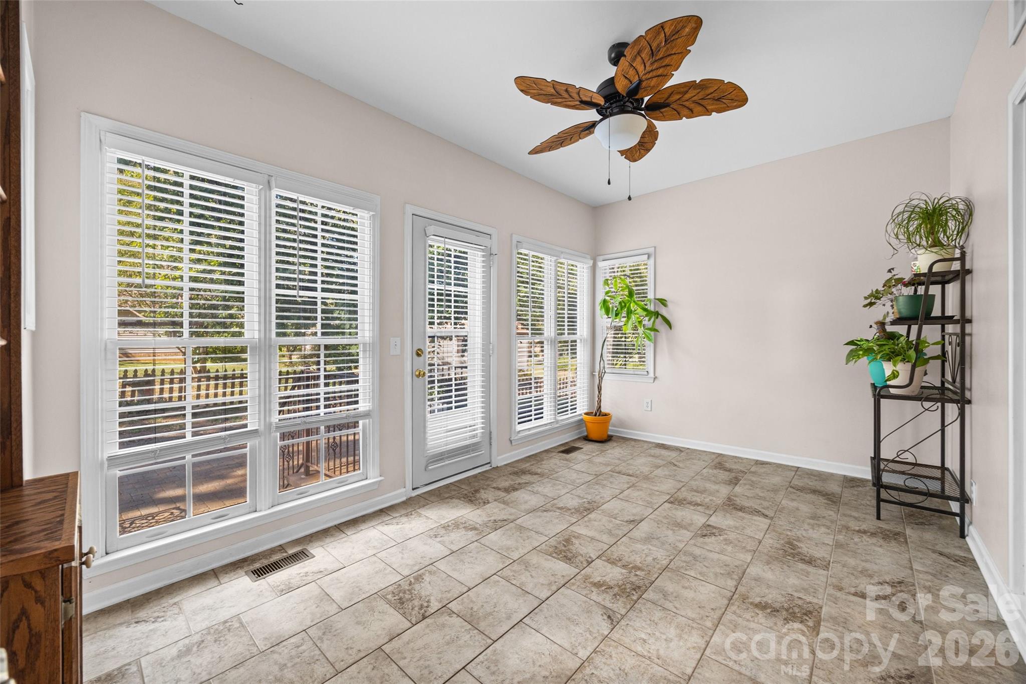 Single Family Residence at 5650 Landale Court NW, Concord, photo 14 of 31