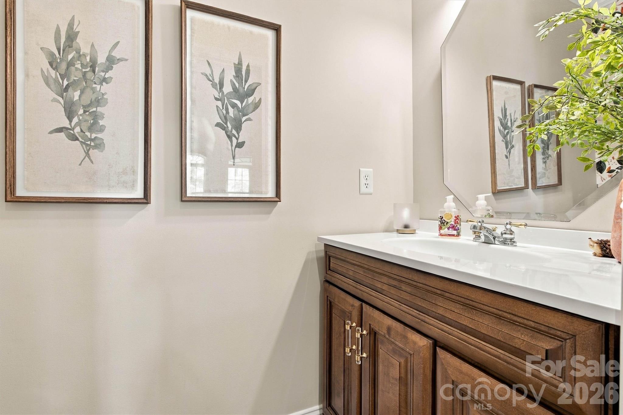 Single Family Residence at 1550 Valhalla Drive, Denver, photo 31 of 41