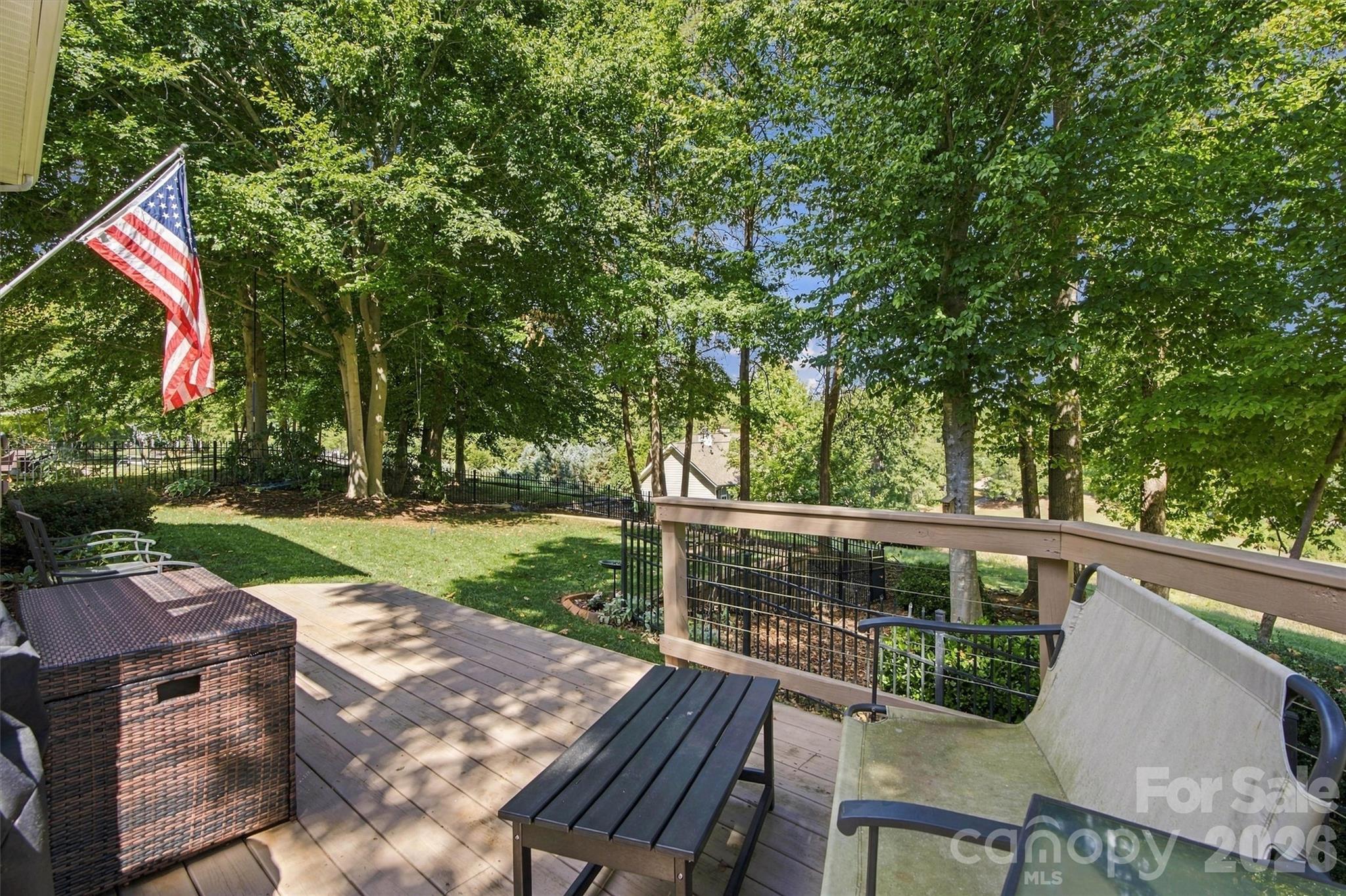 Single Family Residence at 1550 Valhalla Drive, Denver, photo 35 of 41