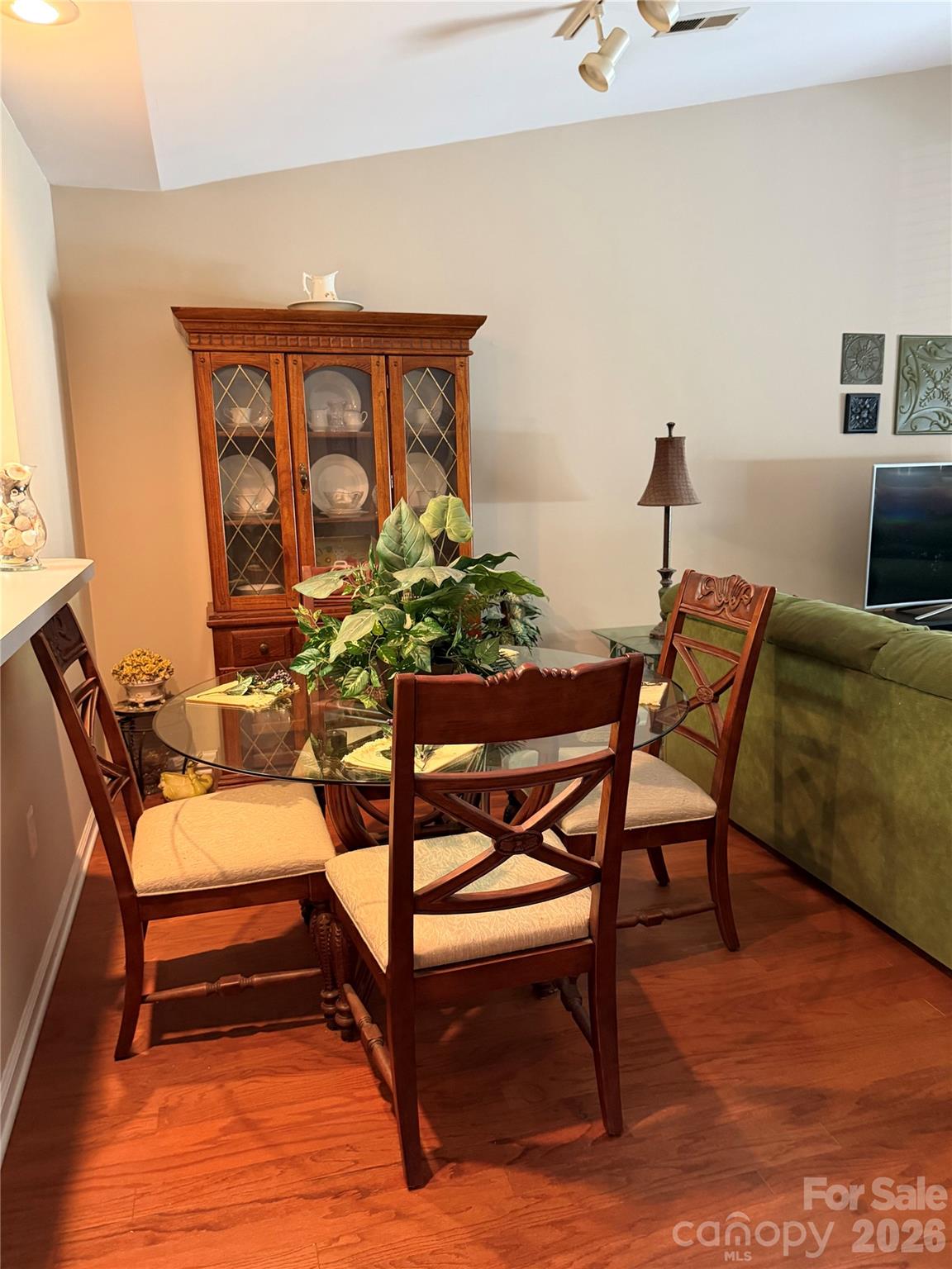 Townhouse at 433 19th Avenue Court NE, Hickory, photo 8 of 23