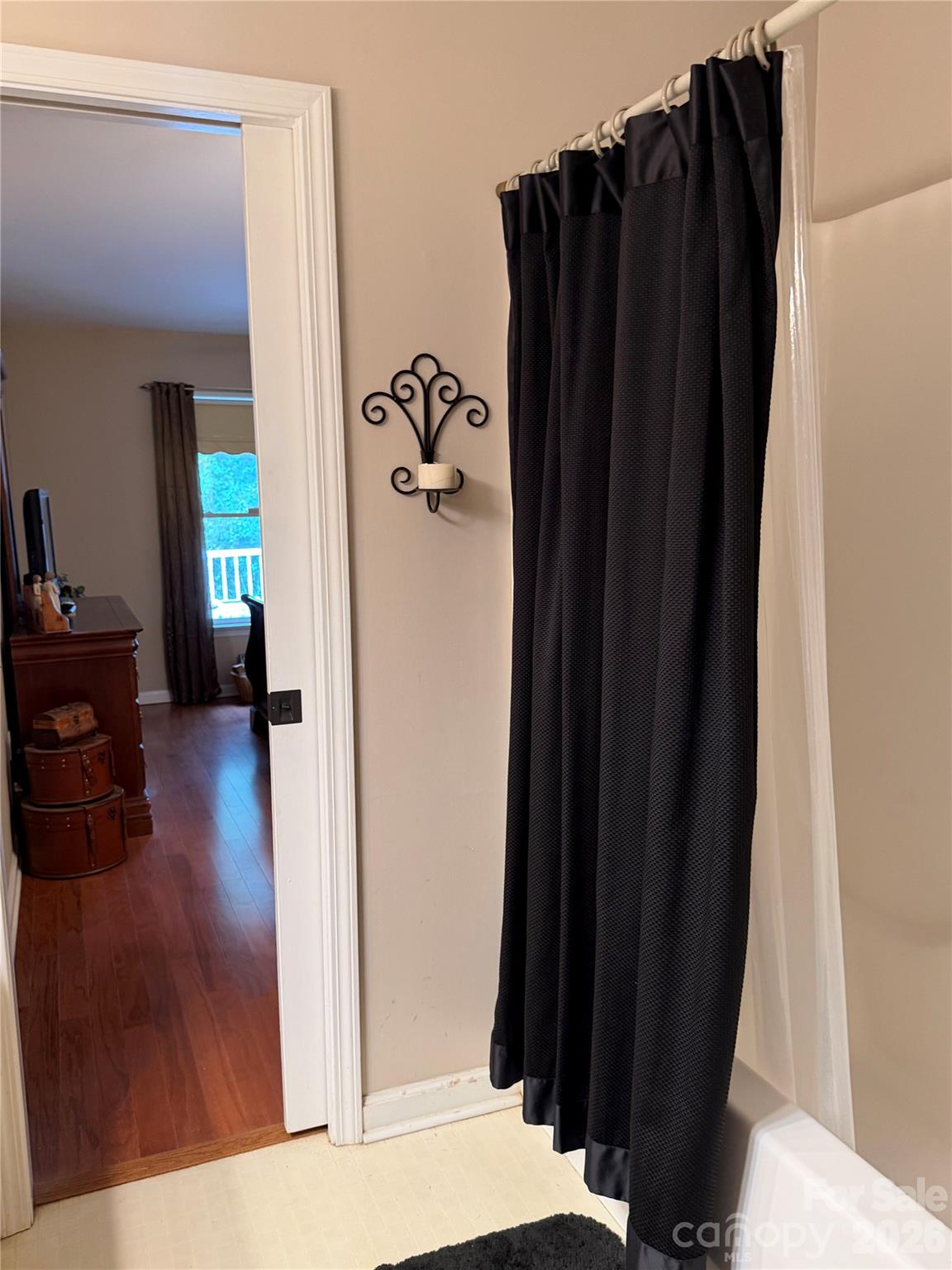 Townhouse at 433 19th Avenue Court NE, Hickory, photo 15 of 23